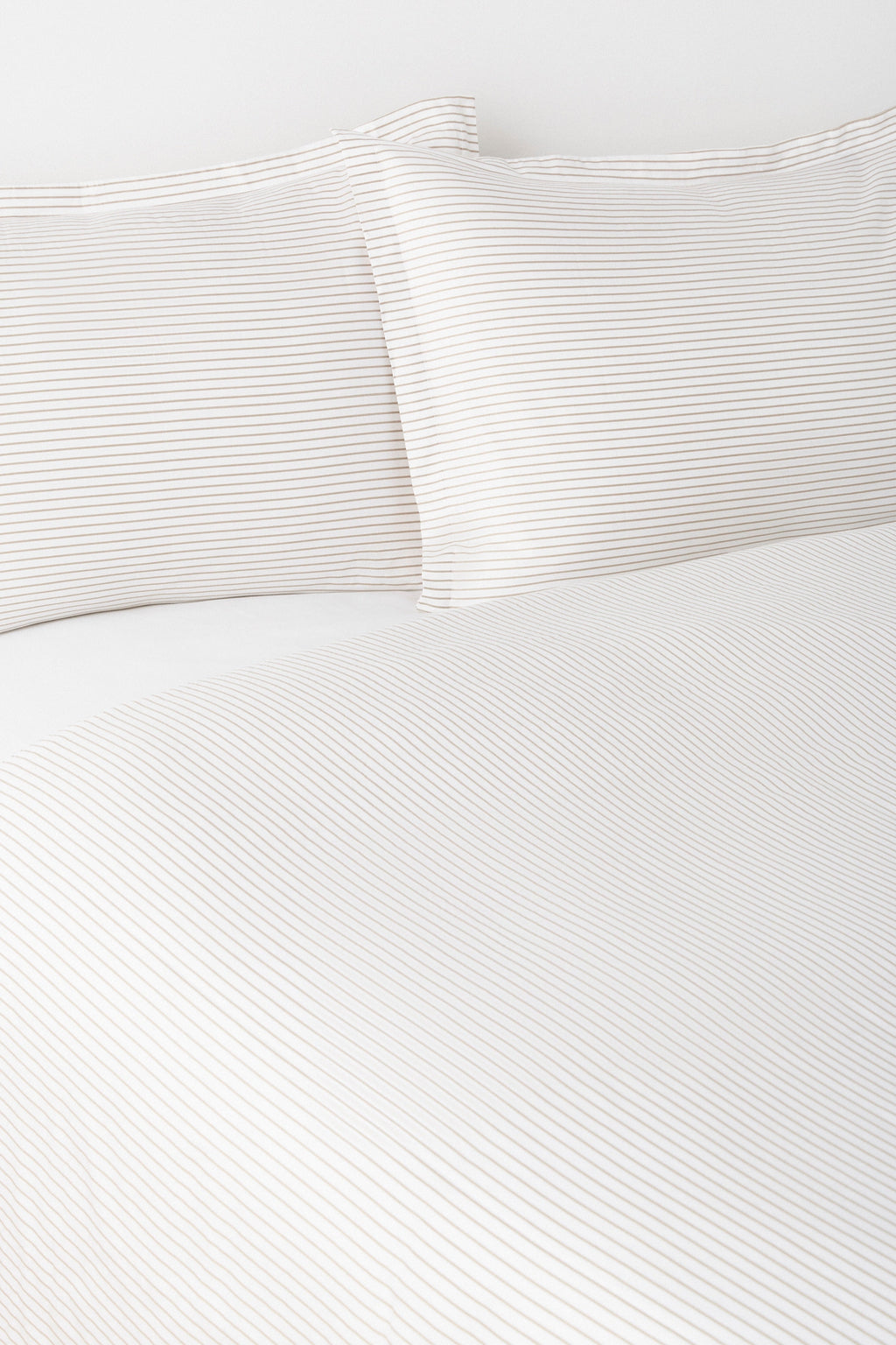 Duvet Cover and Sham Set in Cashmere/White Microstripe