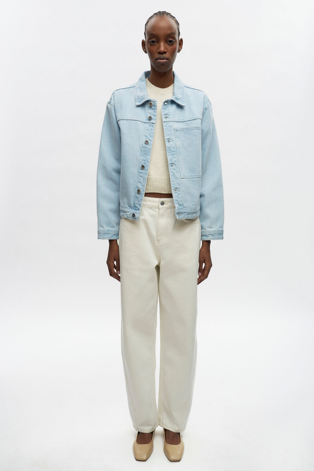 Rembo is 5ft 11in, a regular XS and wearing an S.