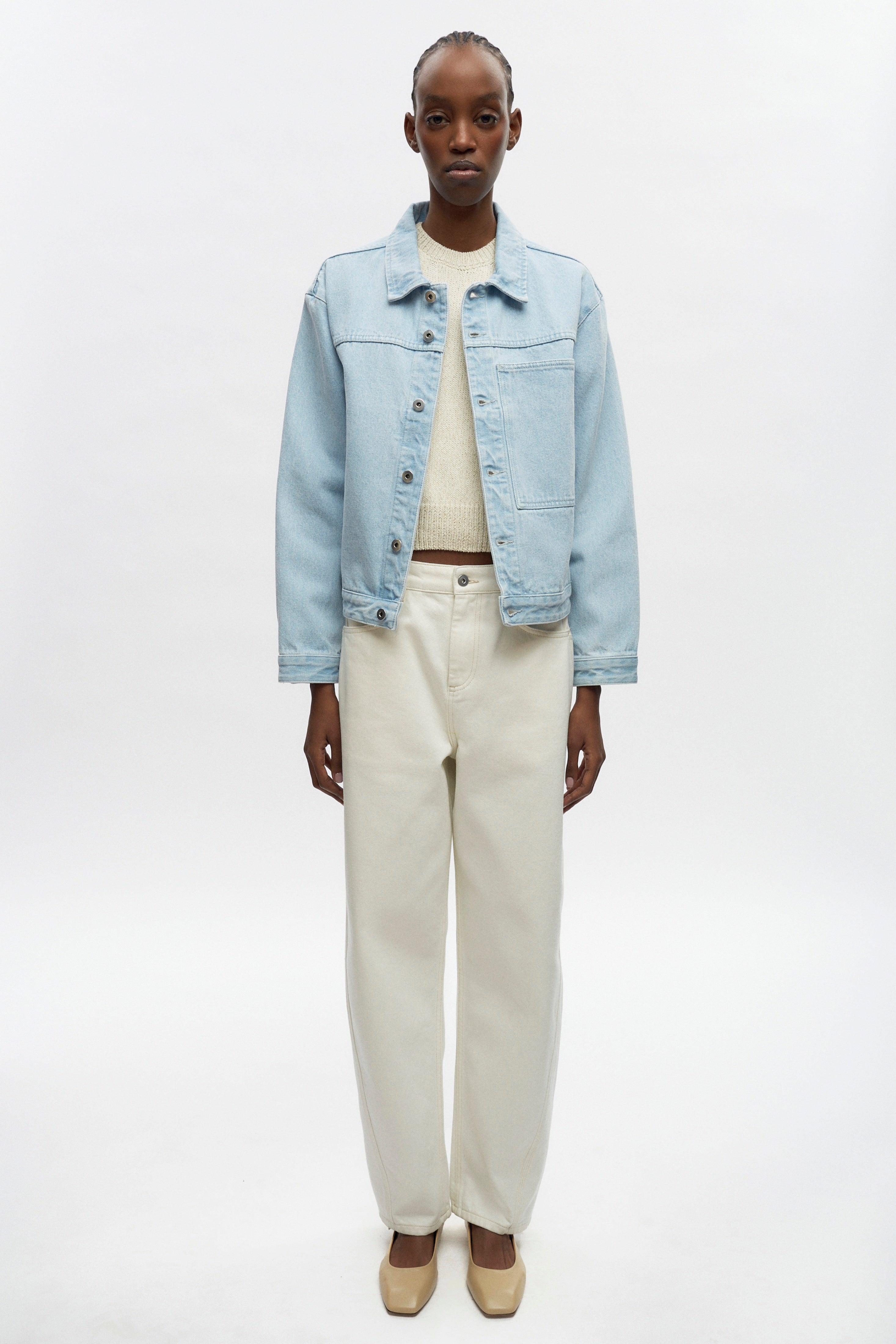 Rembo is 5ft 11in, a regular XS and wearing an S.