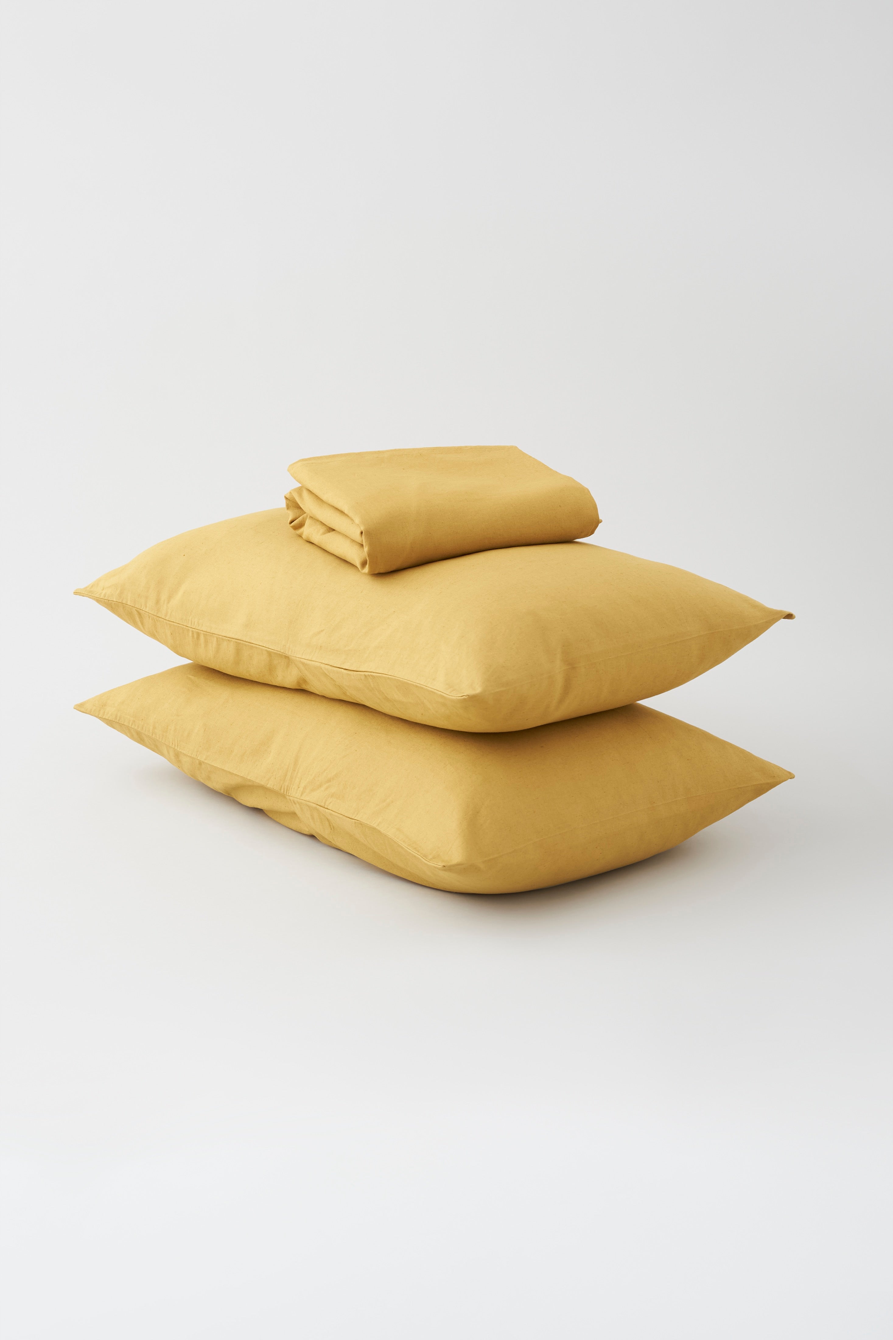 Linen Fitted Sheet and Pillow Set