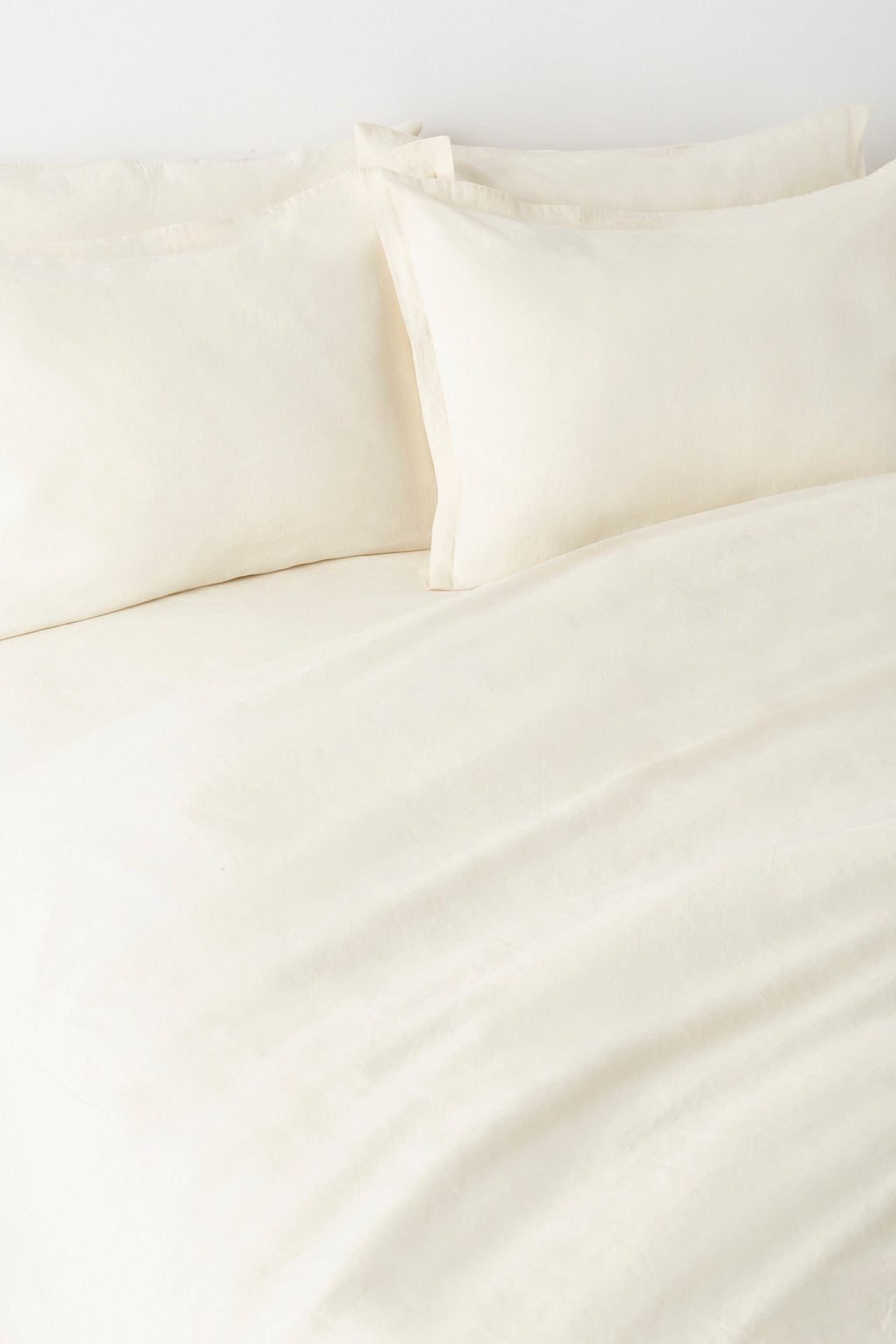Linen Duvet Cover and Pillow Sham Set