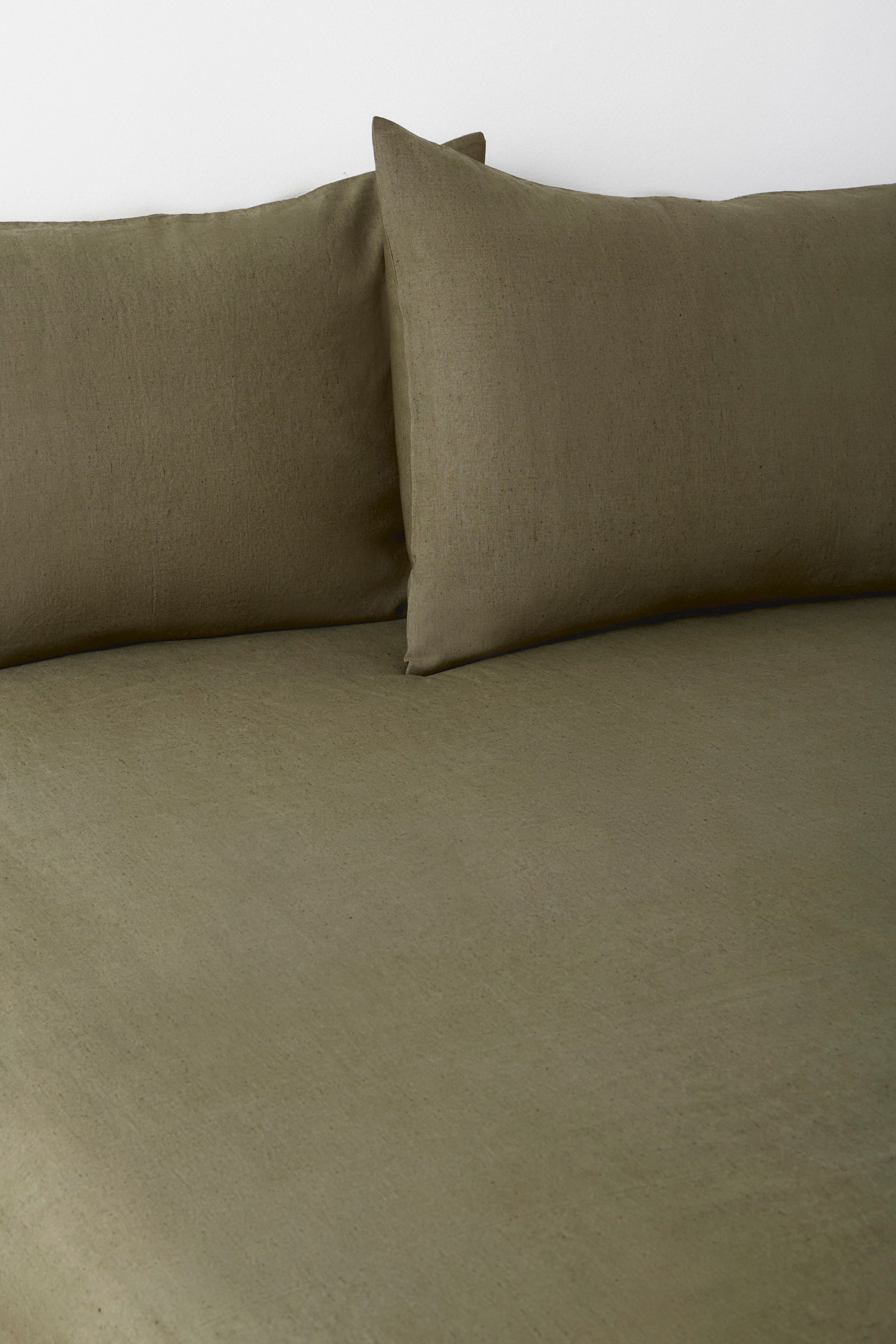 Linen Fitted Sheet and Pillowcase Set