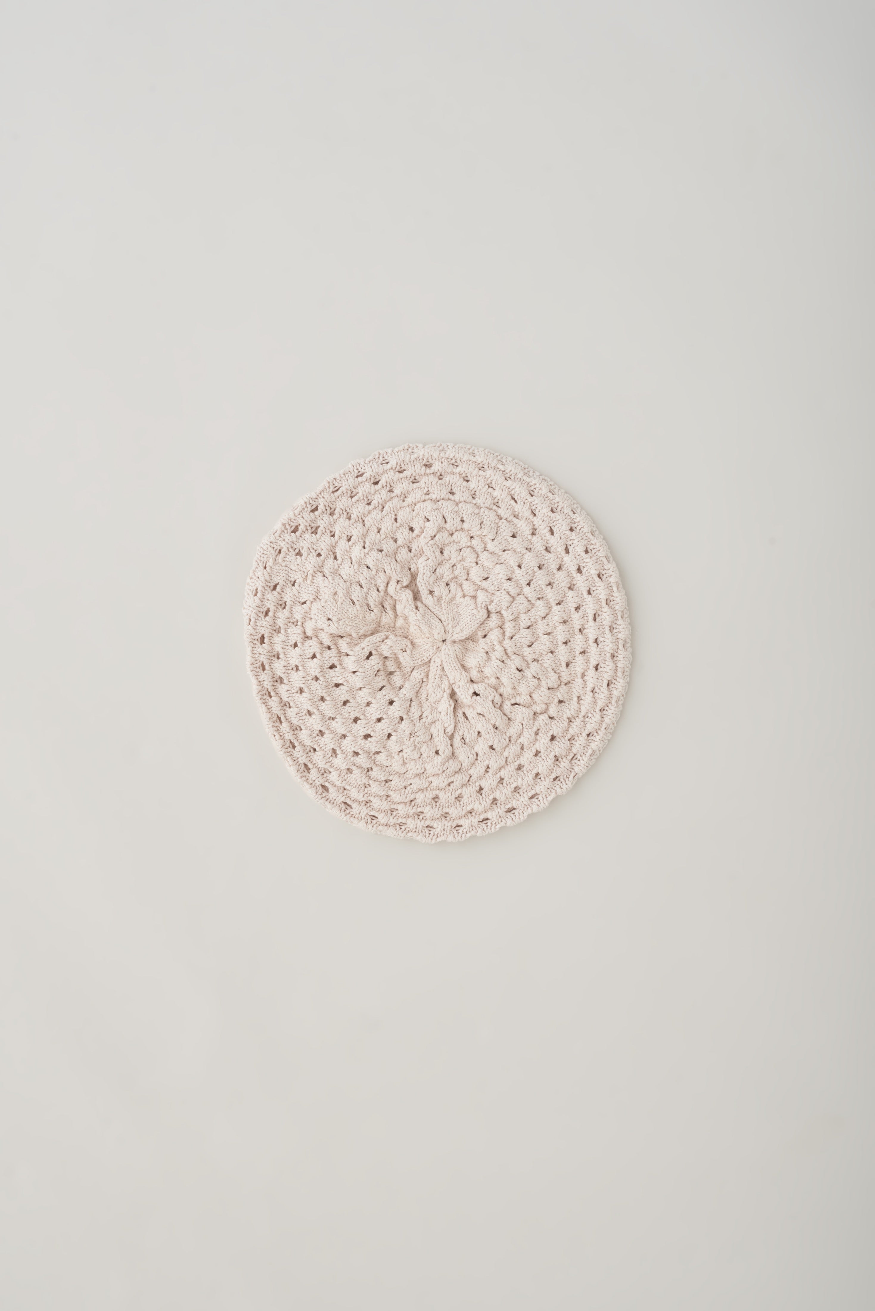 Mina Beret in Sandshell