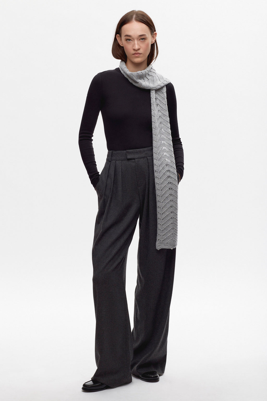 Maadi Scarf in Heather Grey