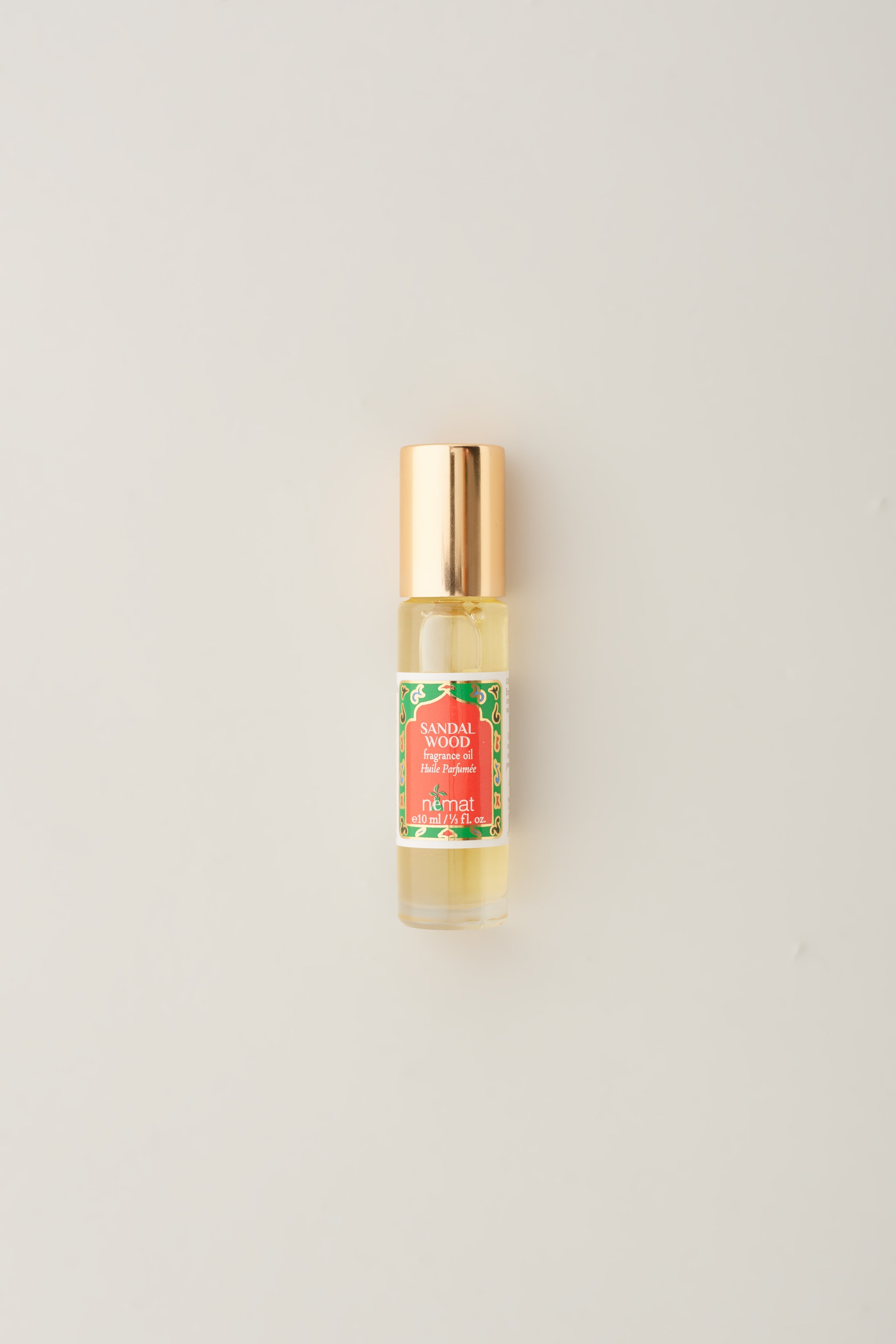 Warm, woody and rich Aroma.