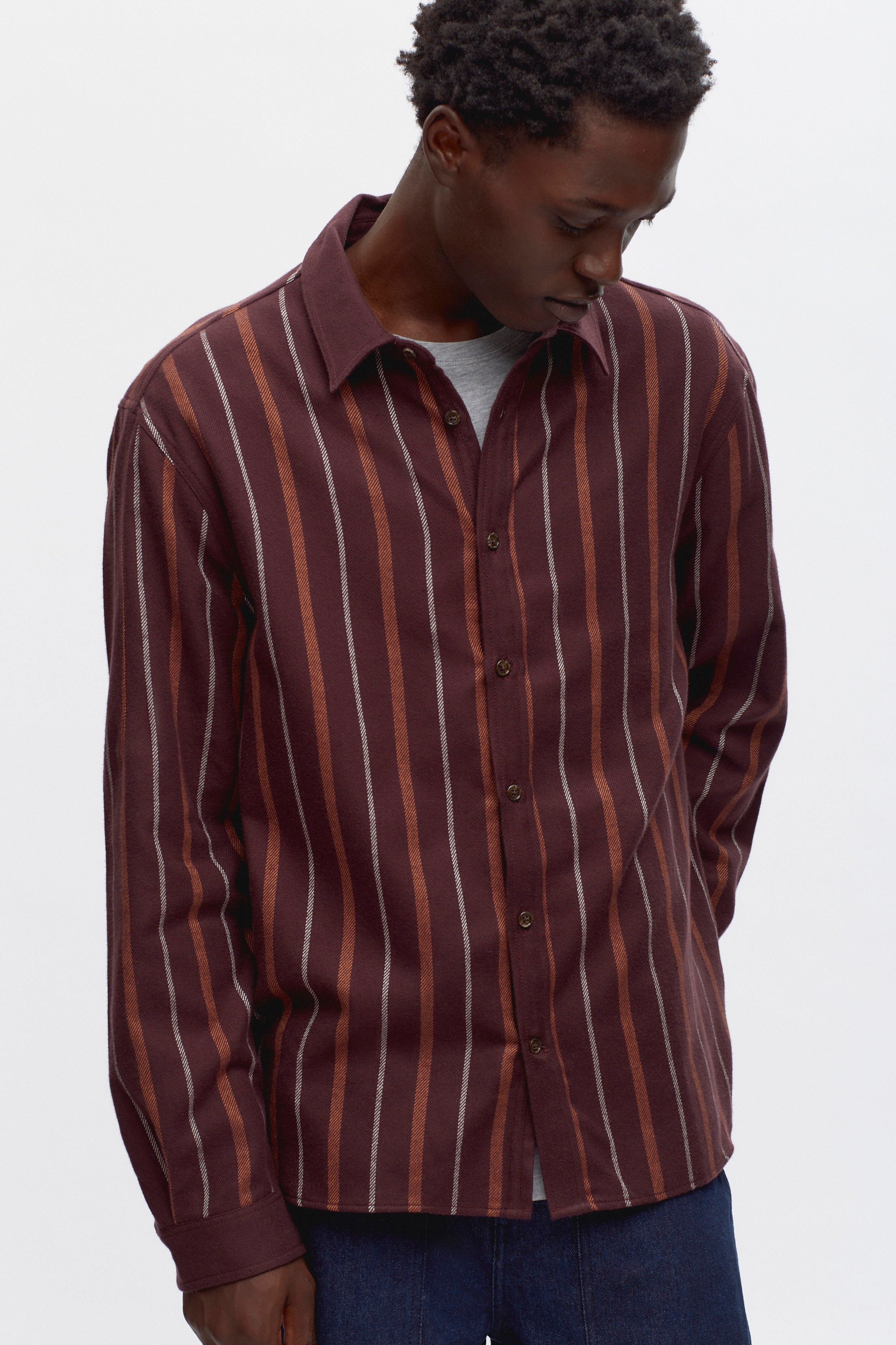 Men's Abaza Shirt in Burgundy