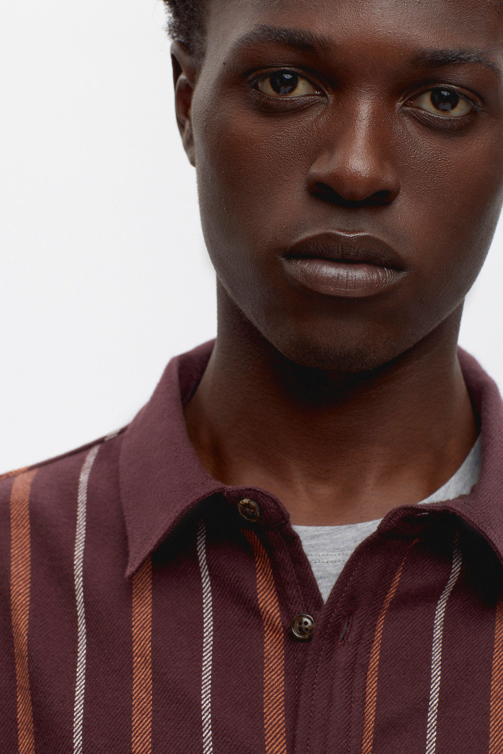 Men's Abaza Shirt in Burgundy