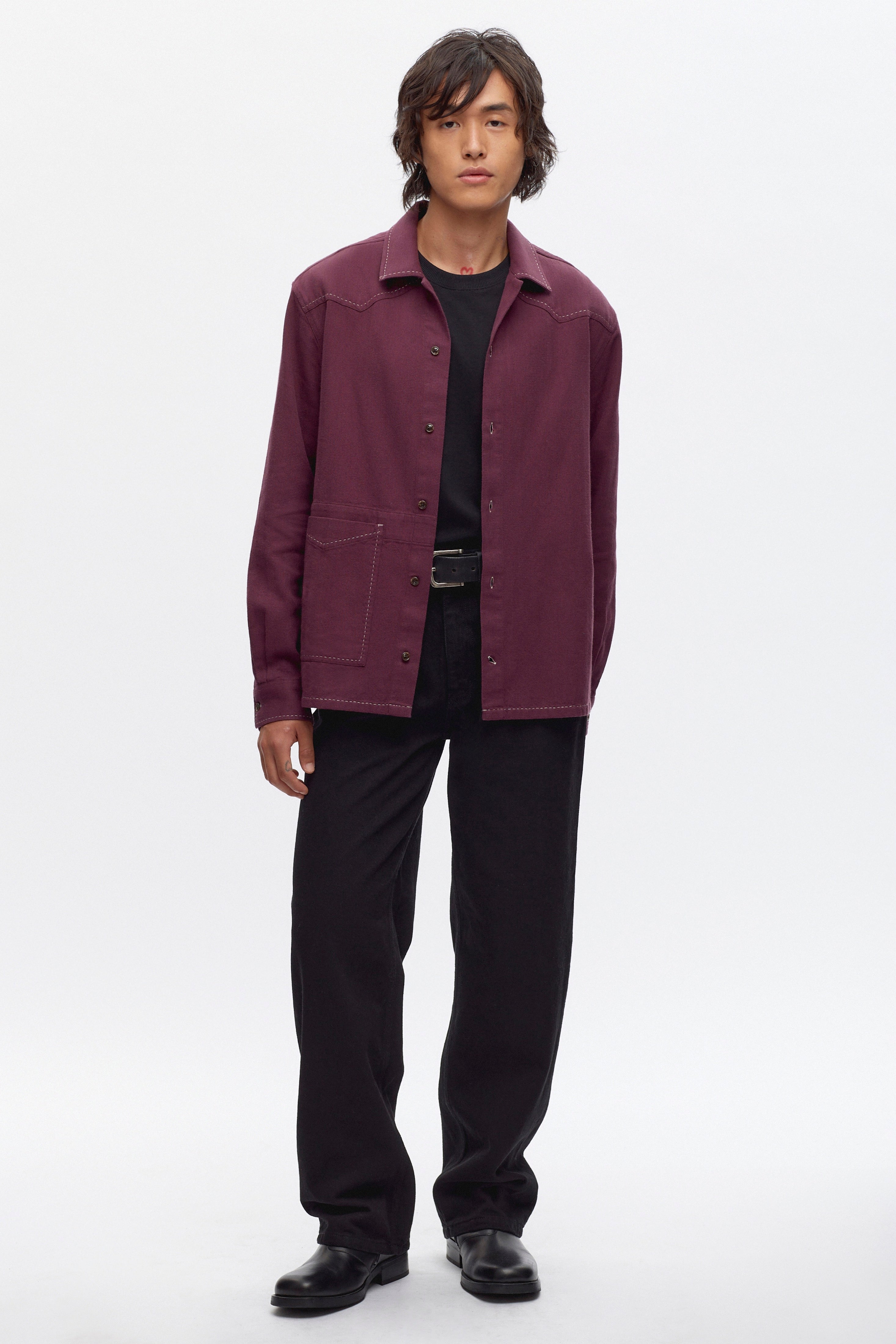 Tashi s 6'0, a regular Medium and wearing a M.