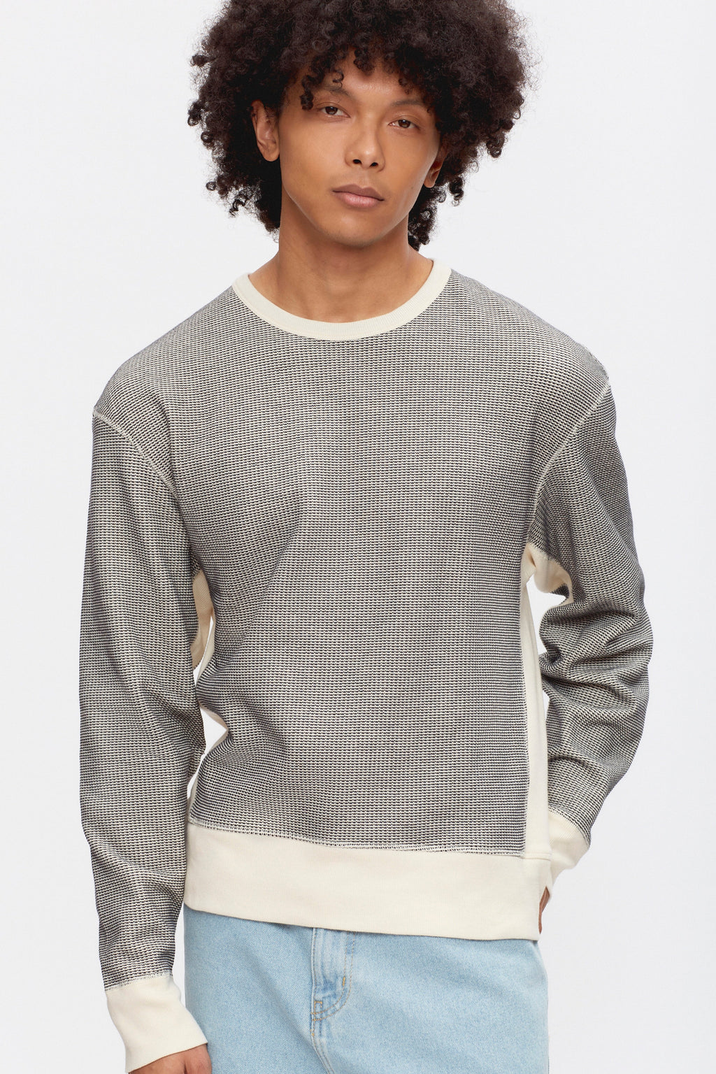 Men's Atlas 2-Tone Waffle Sweatshirt in Marshmallow/Black