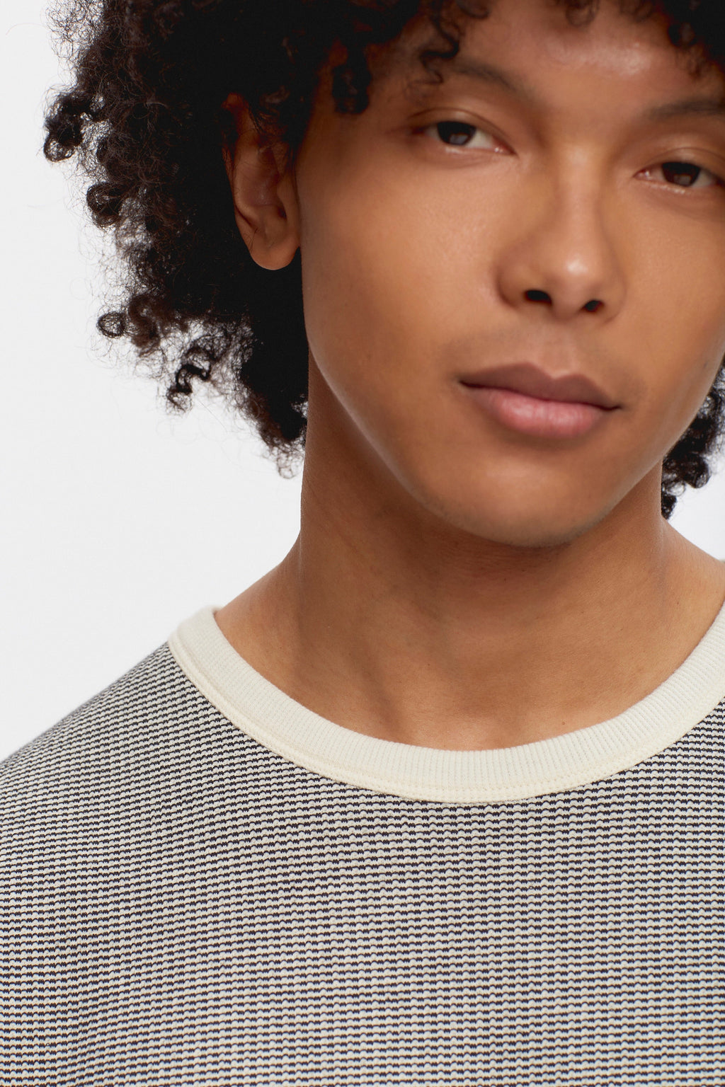Men's Atlas 2-Tone Waffle Sweatshirt in Marshmallow/Black