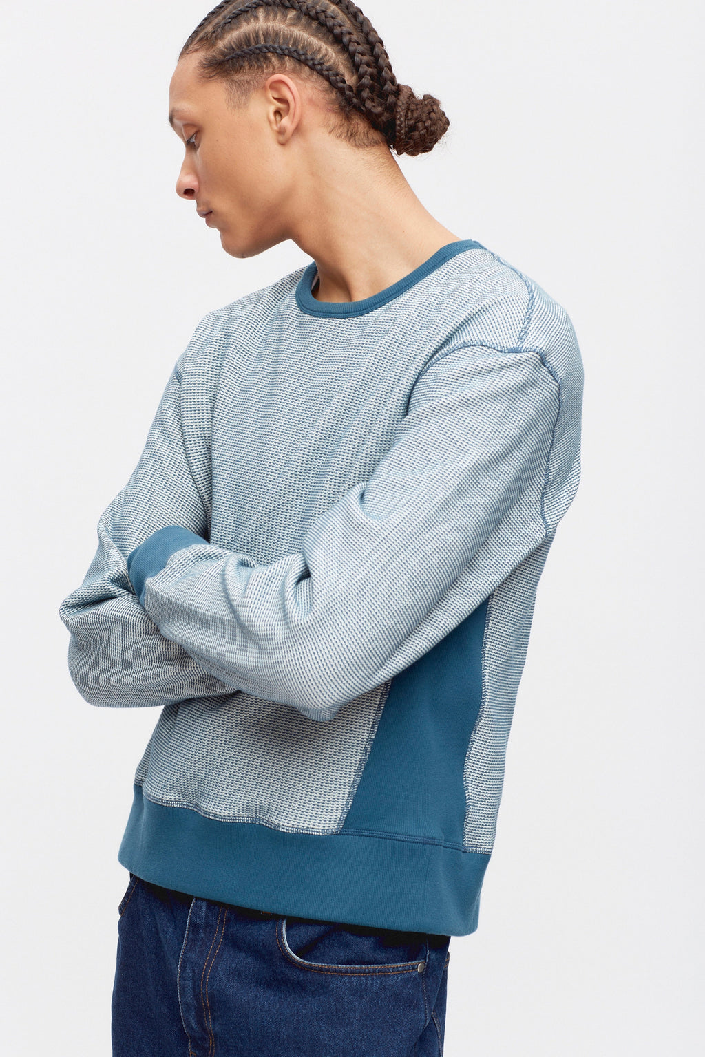 Men's Atlas 2-Tone Waffle Sweatshirt in Marshmallow/Marine Blue
