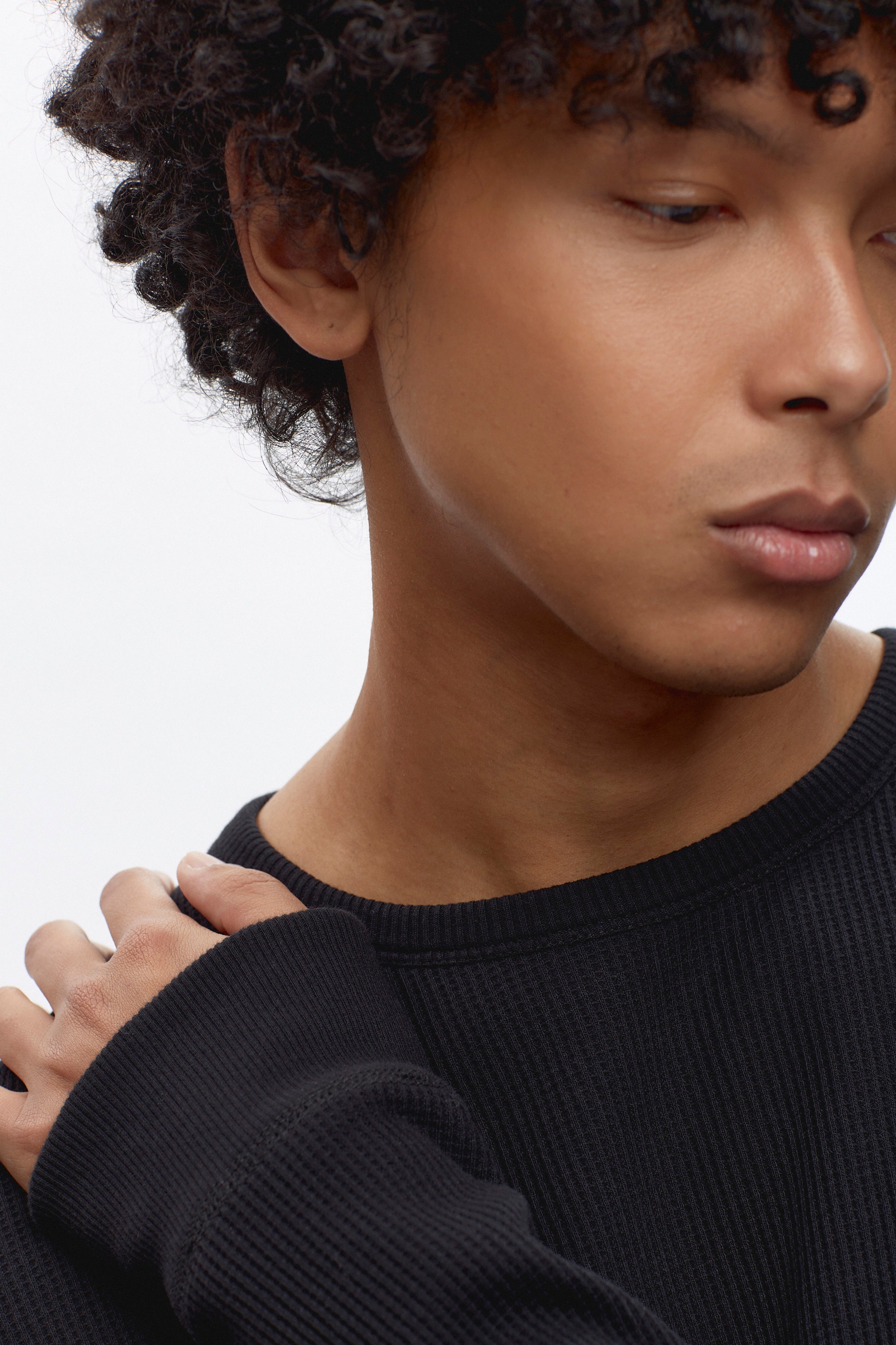 Atlas Sweatshirt in Black