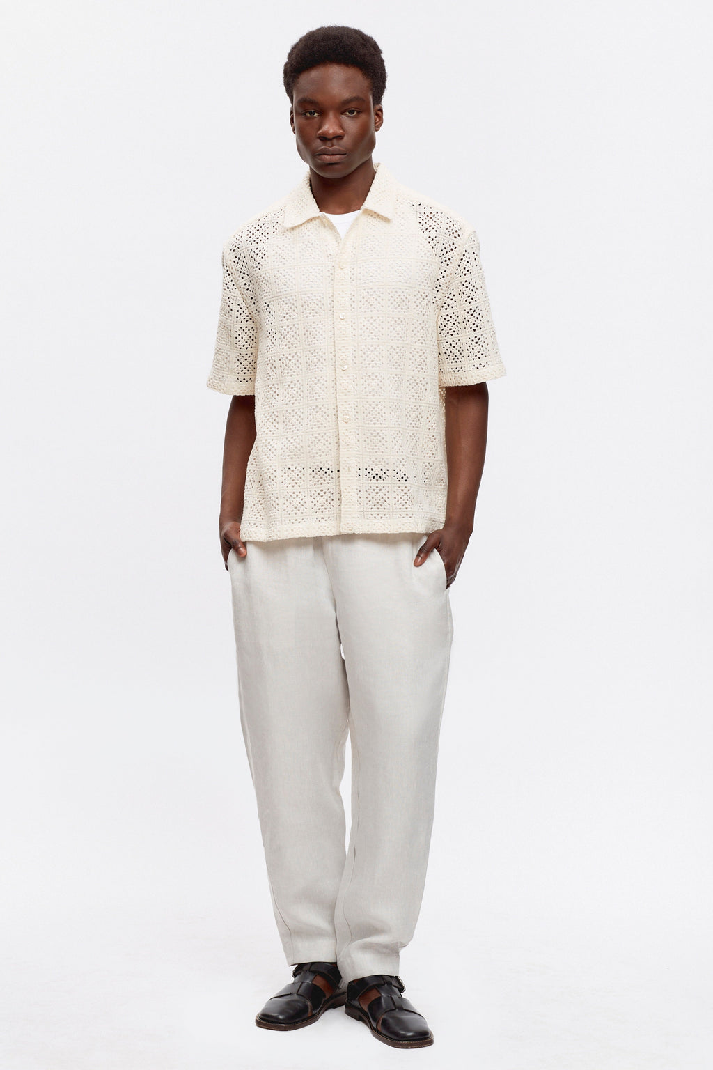 Juslin is 5ft 11in, a regular size M and wearing a M.