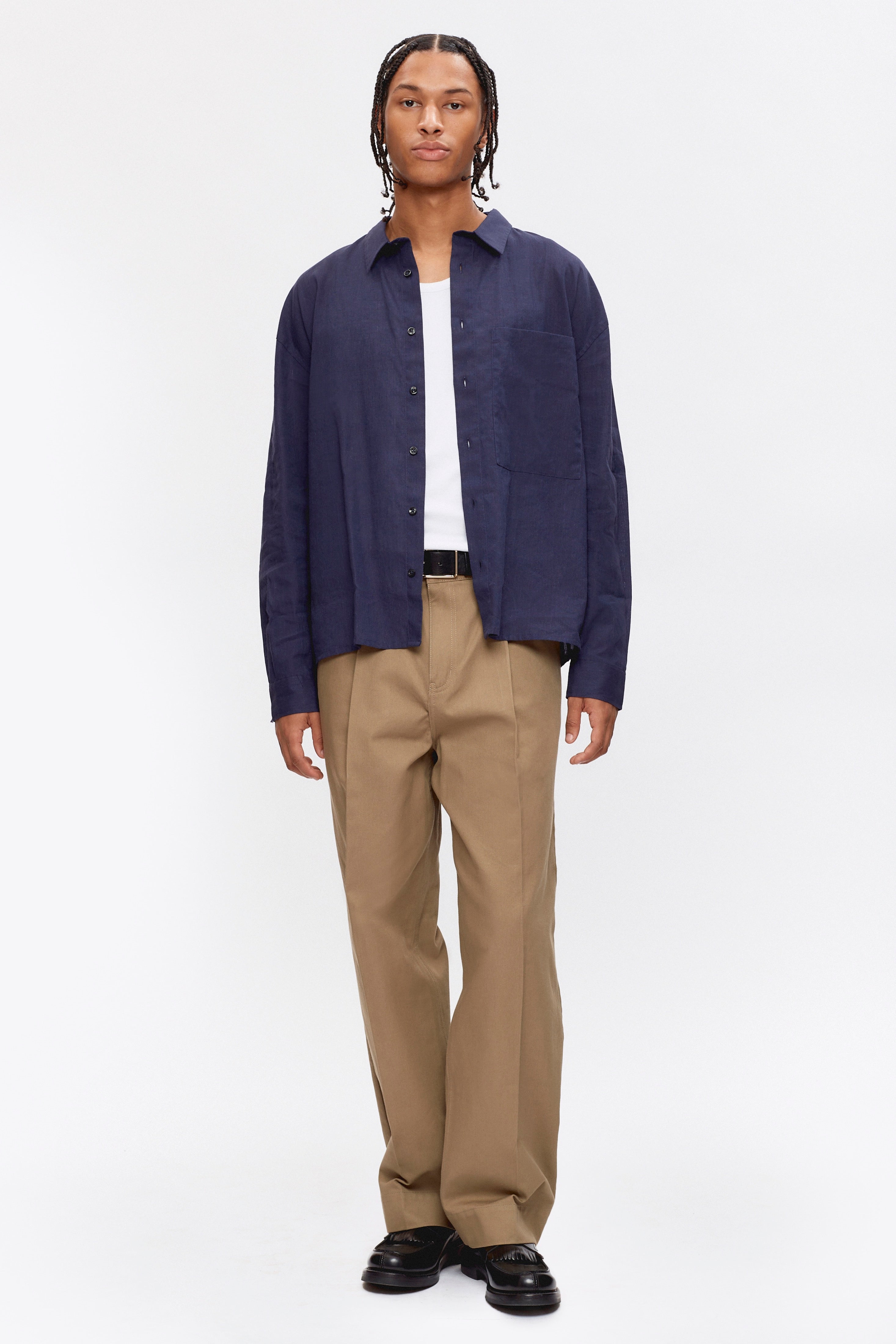 Ethan is 6ft 3in, a regular size M and wearing a M.