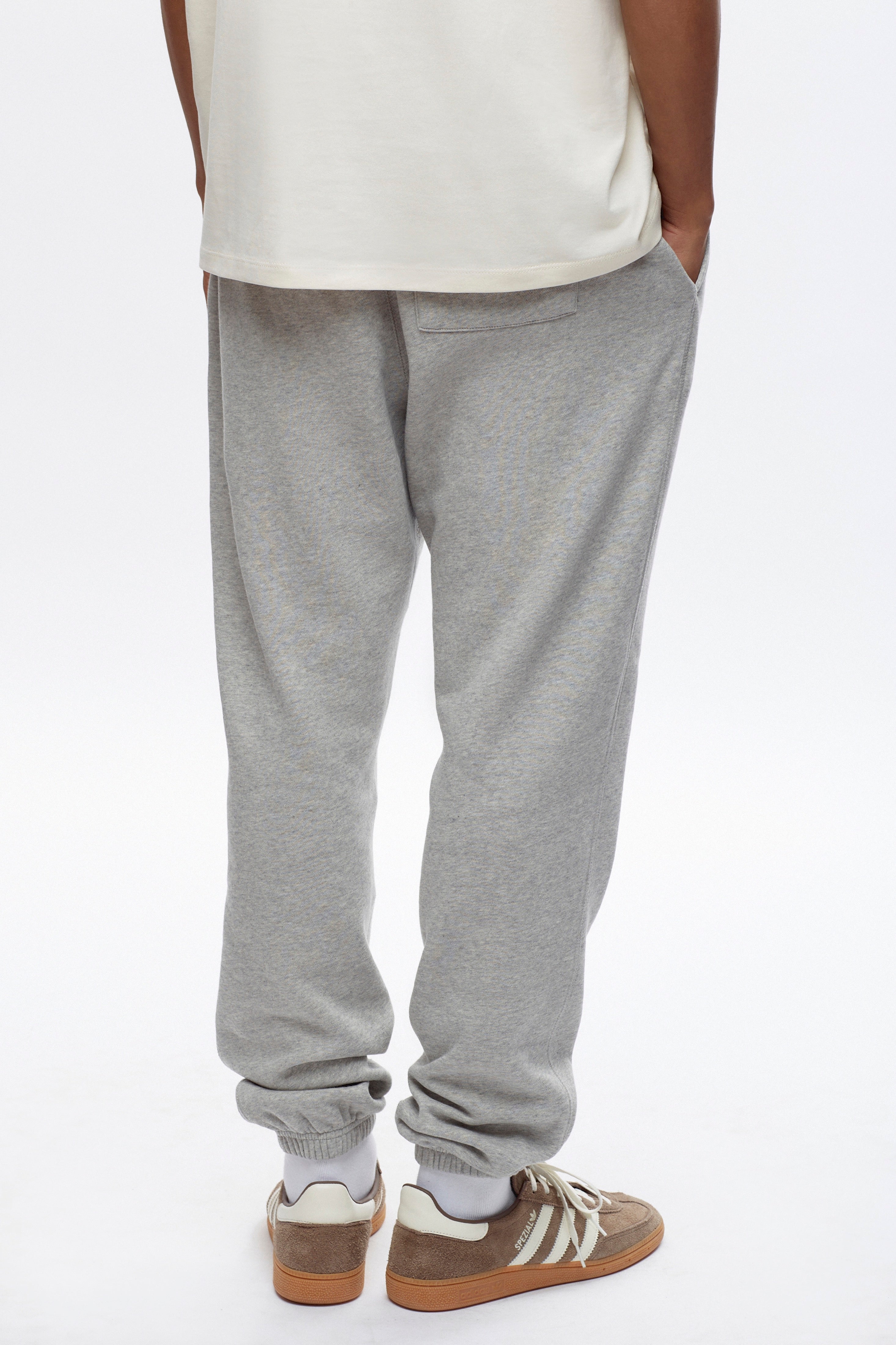 Essential Sweatpant