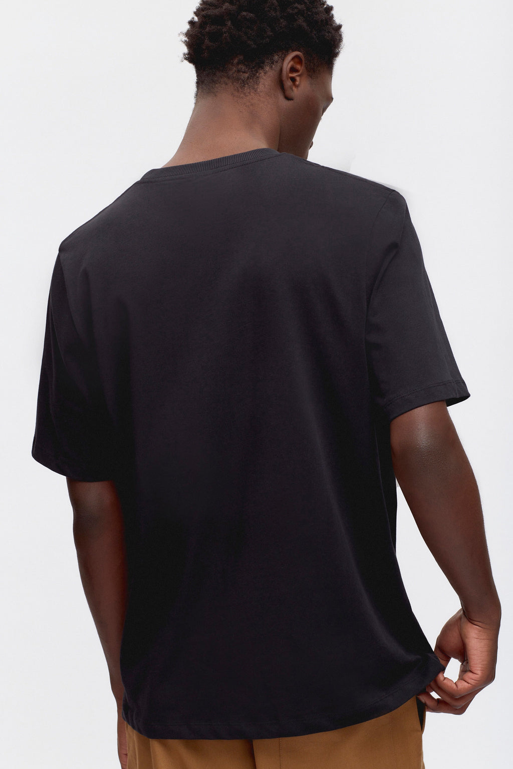 Midweight T-shirt in Black