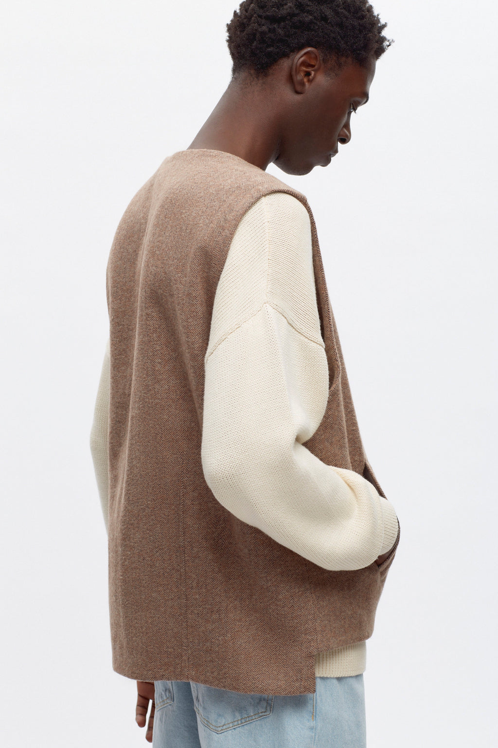 Men's Sawah Vest in Caramel Herringbone