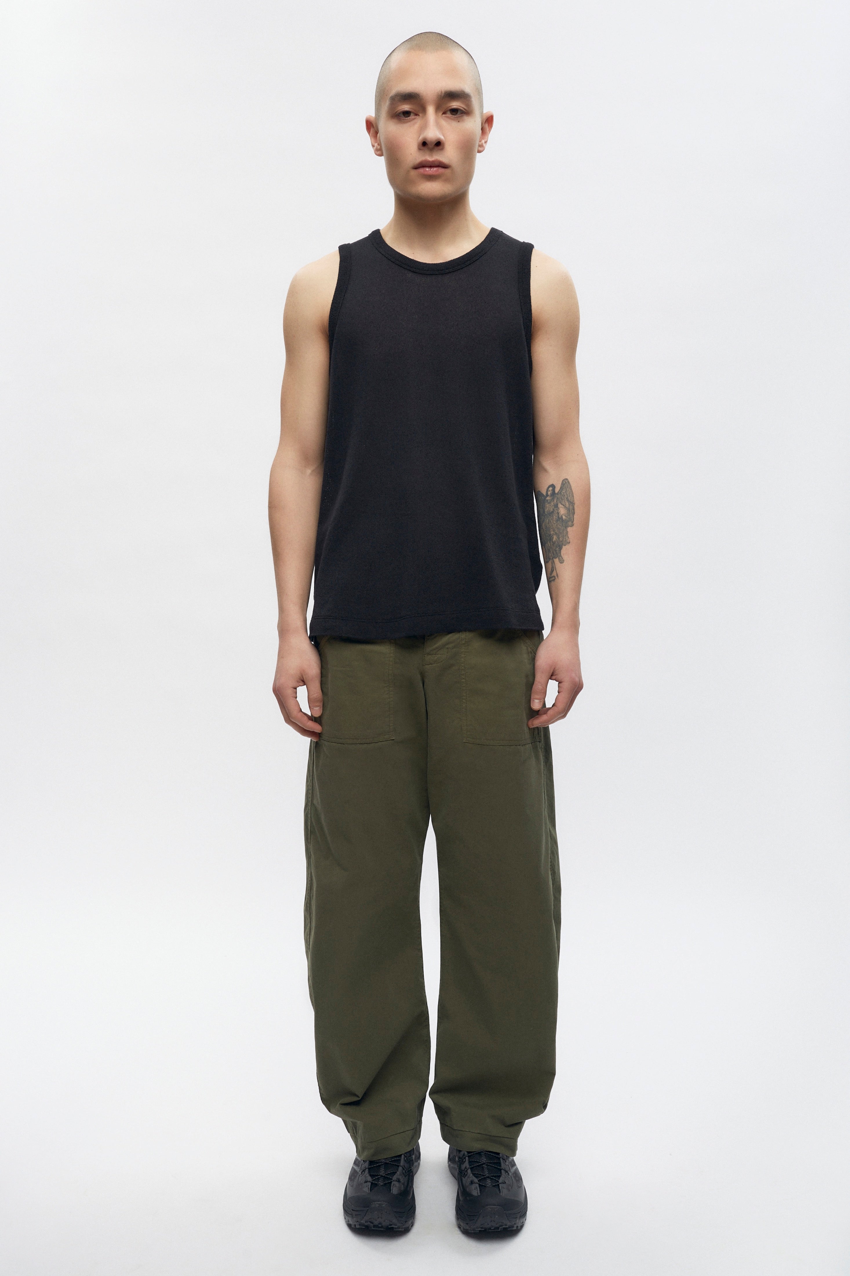 Raphael is 6ft is a regular 30, and is wearing an 32.