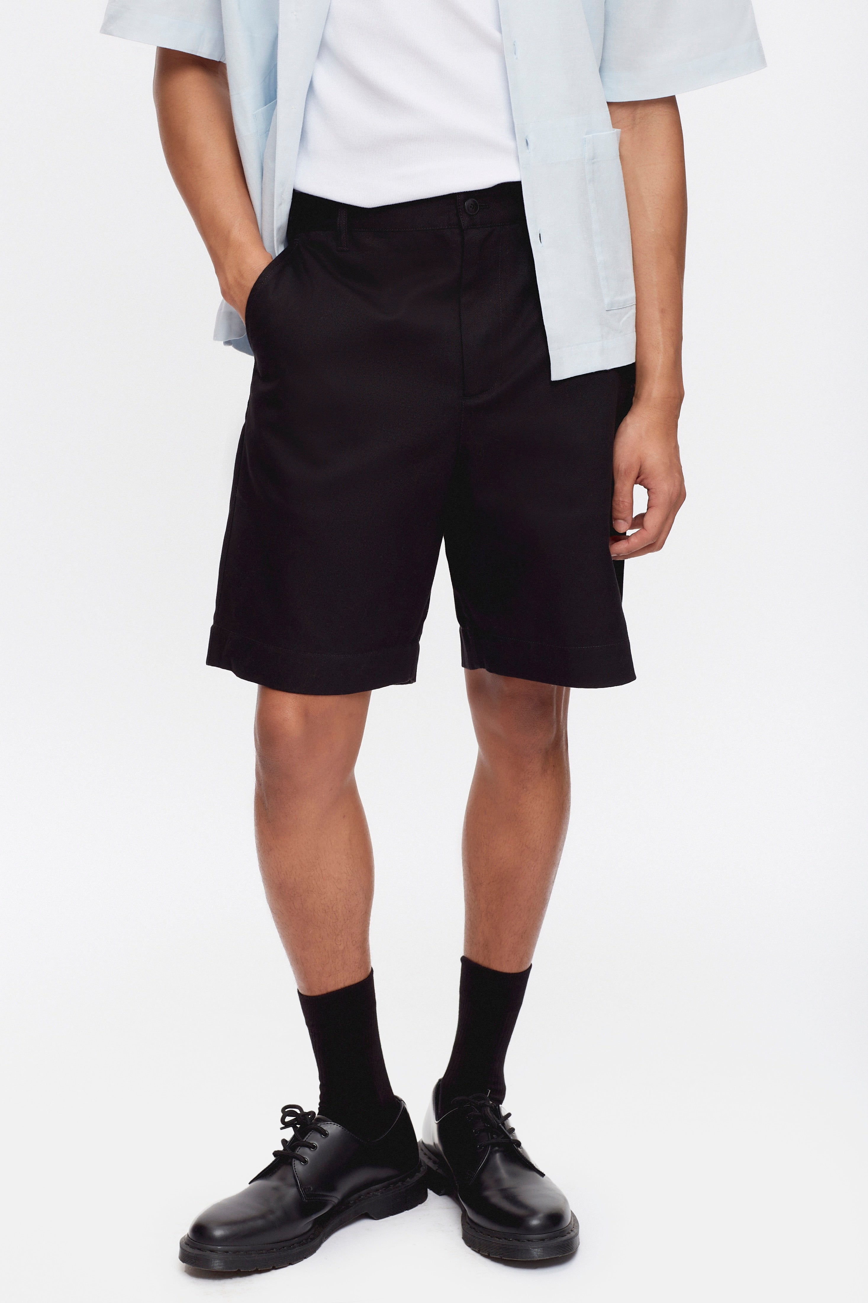 Twill Shorts in Black