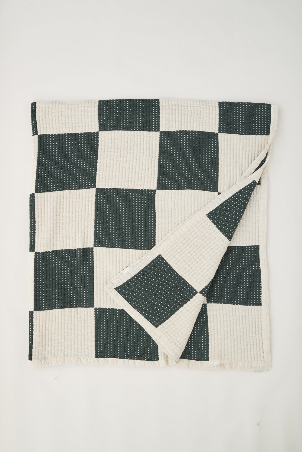 Patchwork Quilted Comforter in Natural/Pine