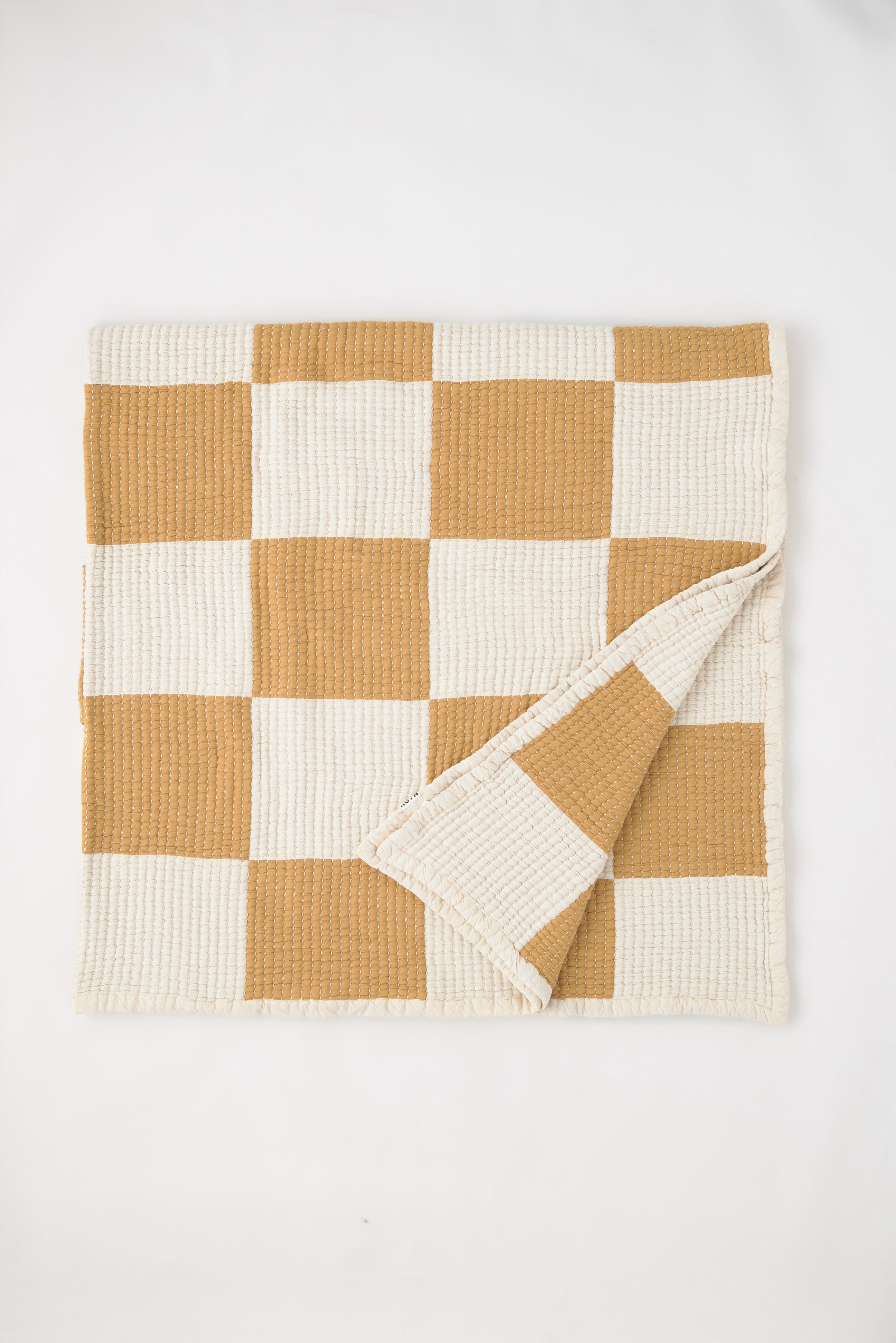 Patchwork Quilted Comforter in Natural/Mustard