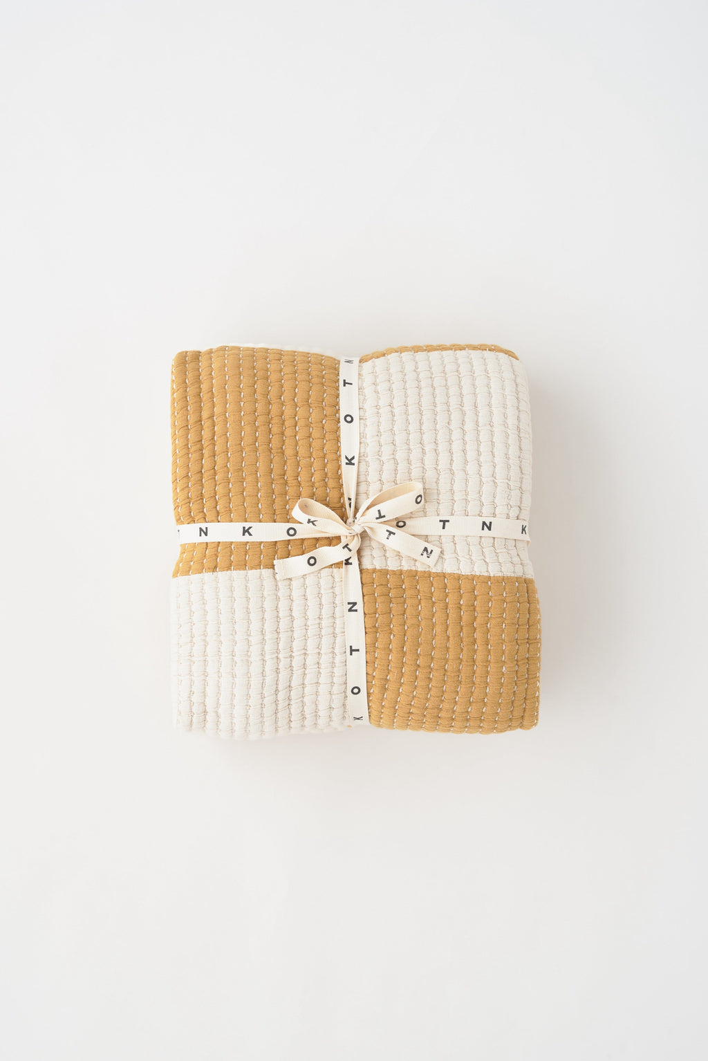 Patchwork Quilted Comforter in Natural/Mustard