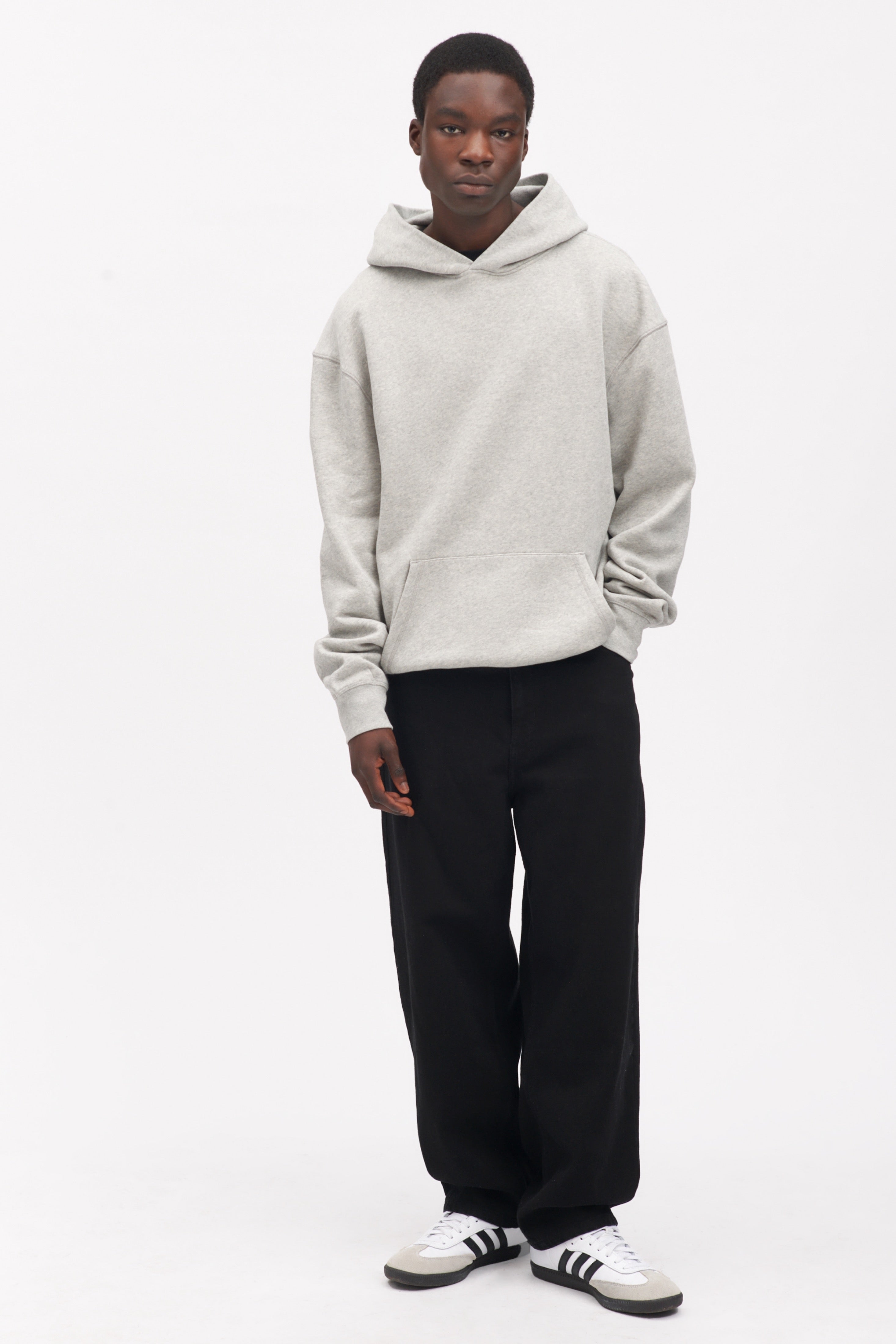 Juslin is 6ft, a regular size M and wearing a L. 