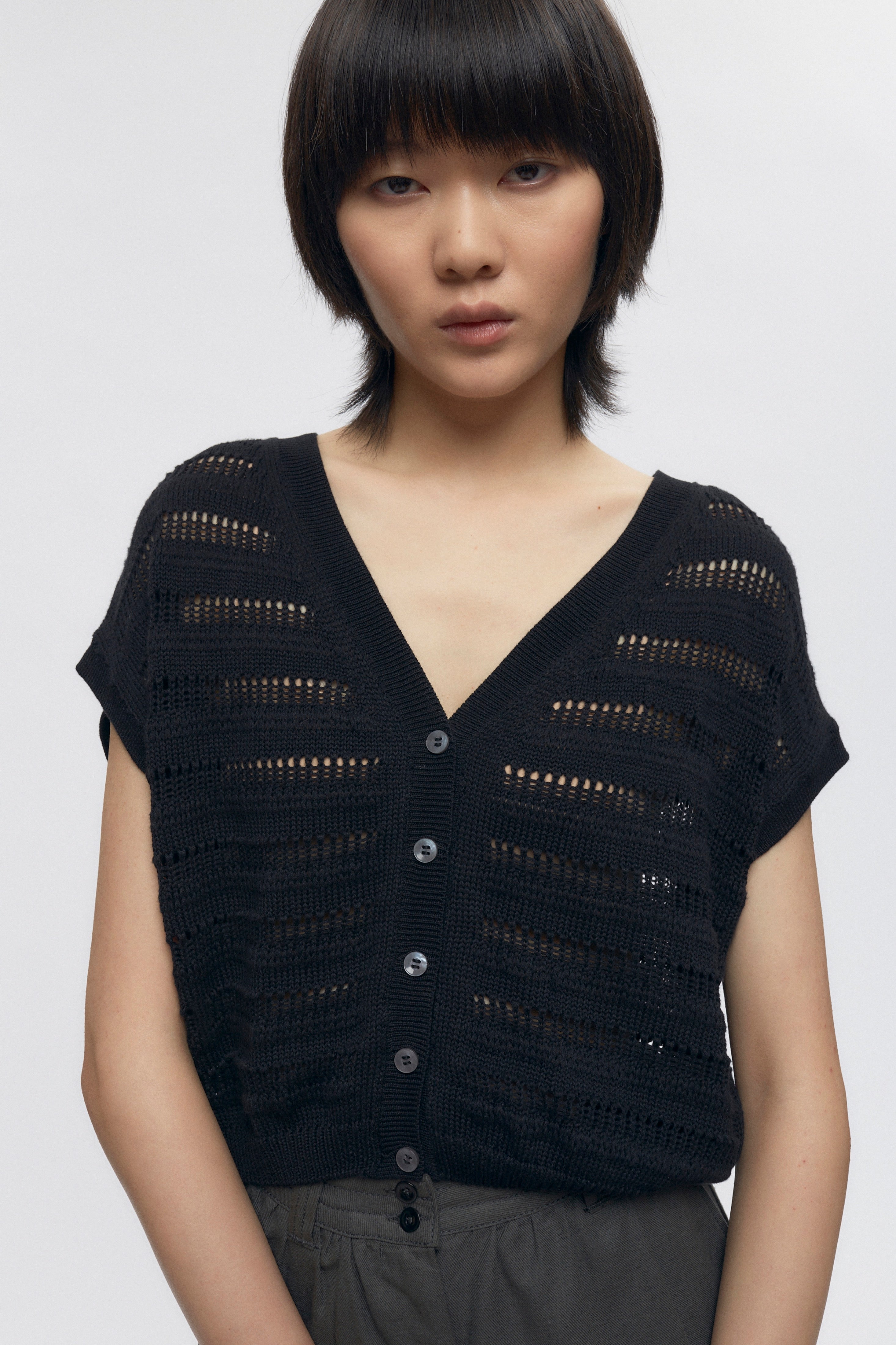Women's Acacia Knit Vest in Black