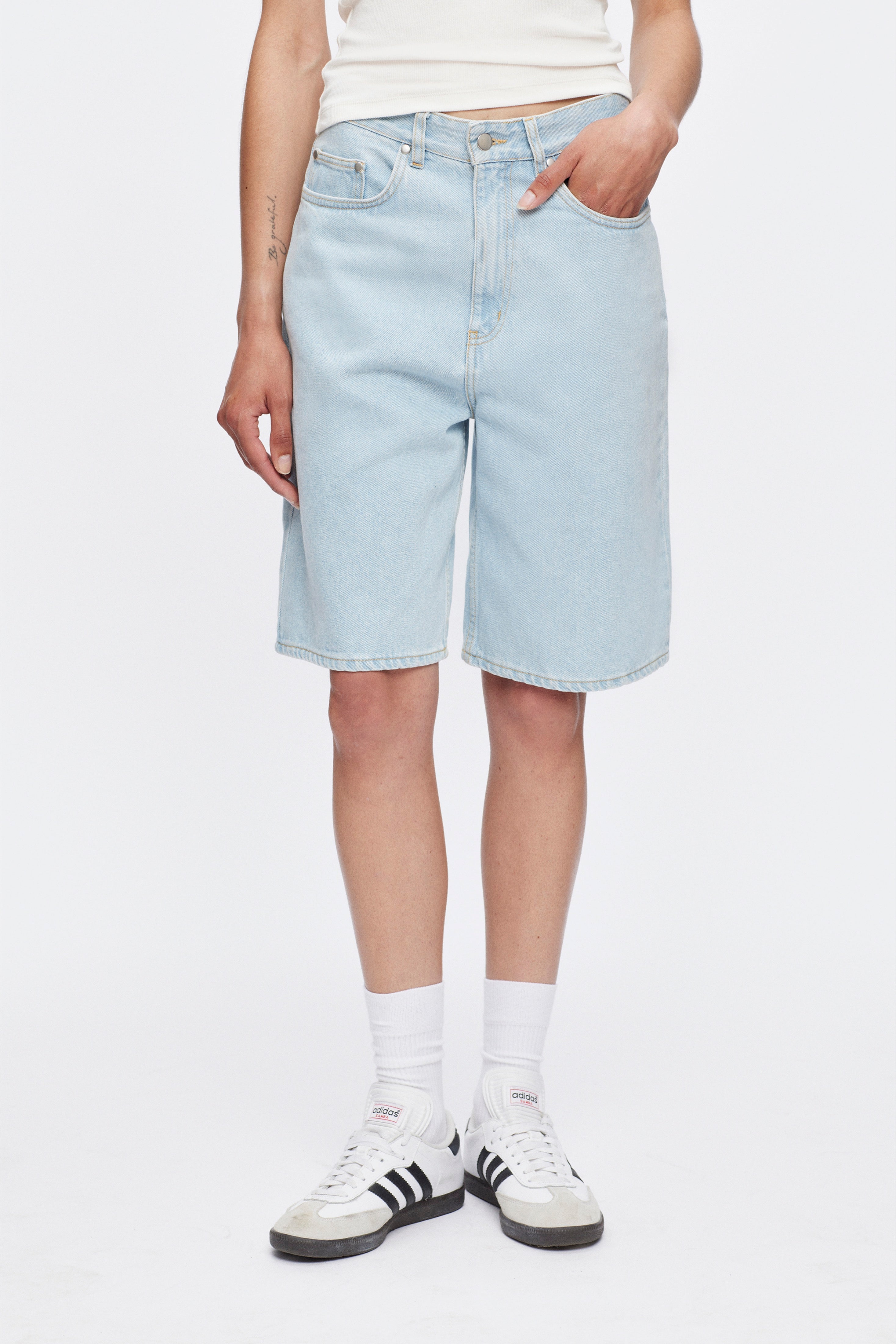 Unisex Antifit Denim Shorts