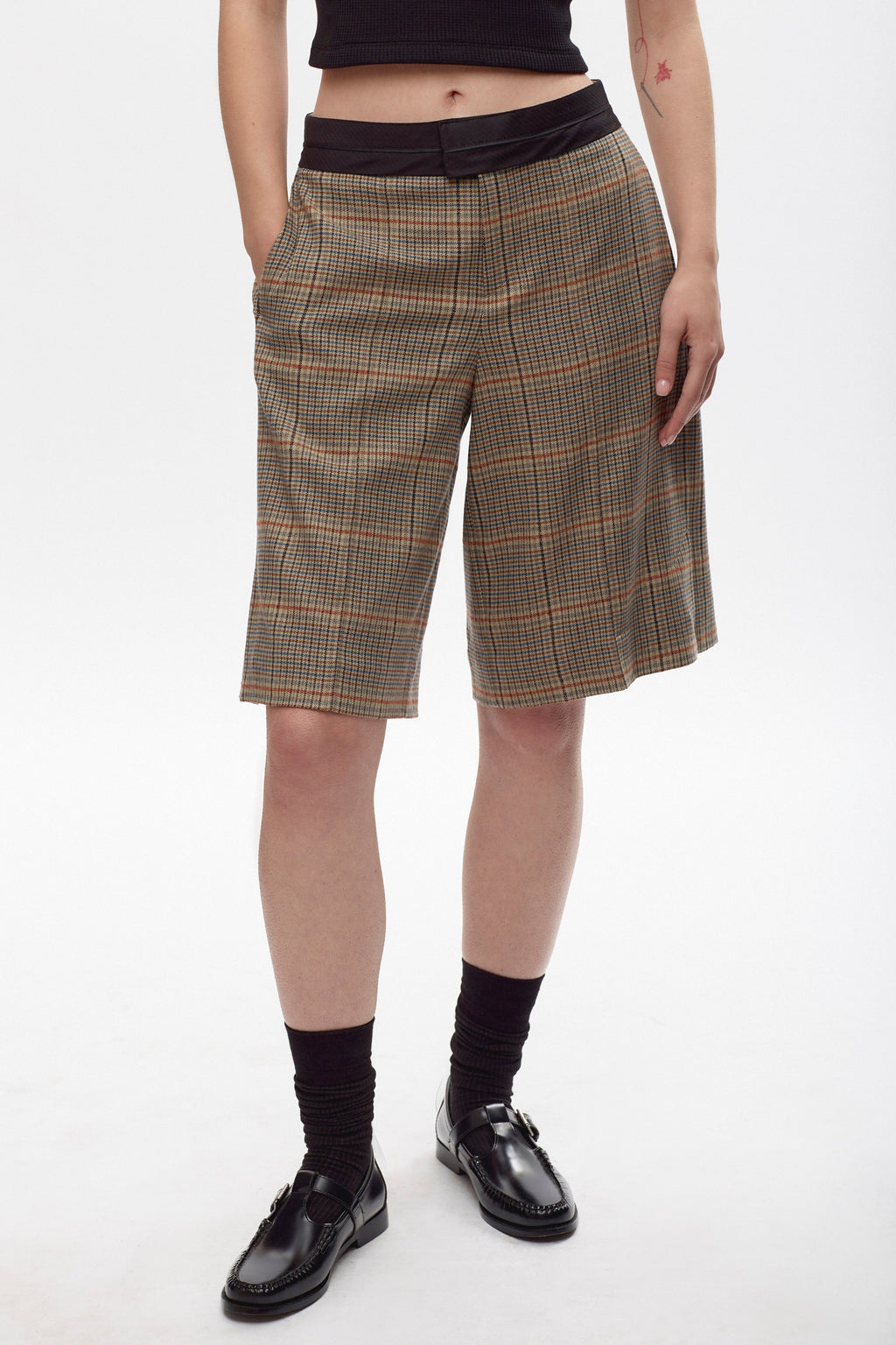 Women's Azhar Shorts in 908 Jesi