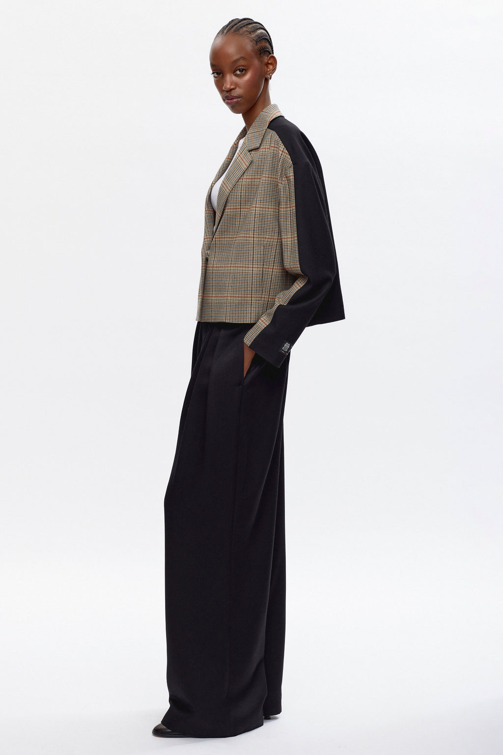 Women's Azhar Wool Blazer in 908 Jesi/Black