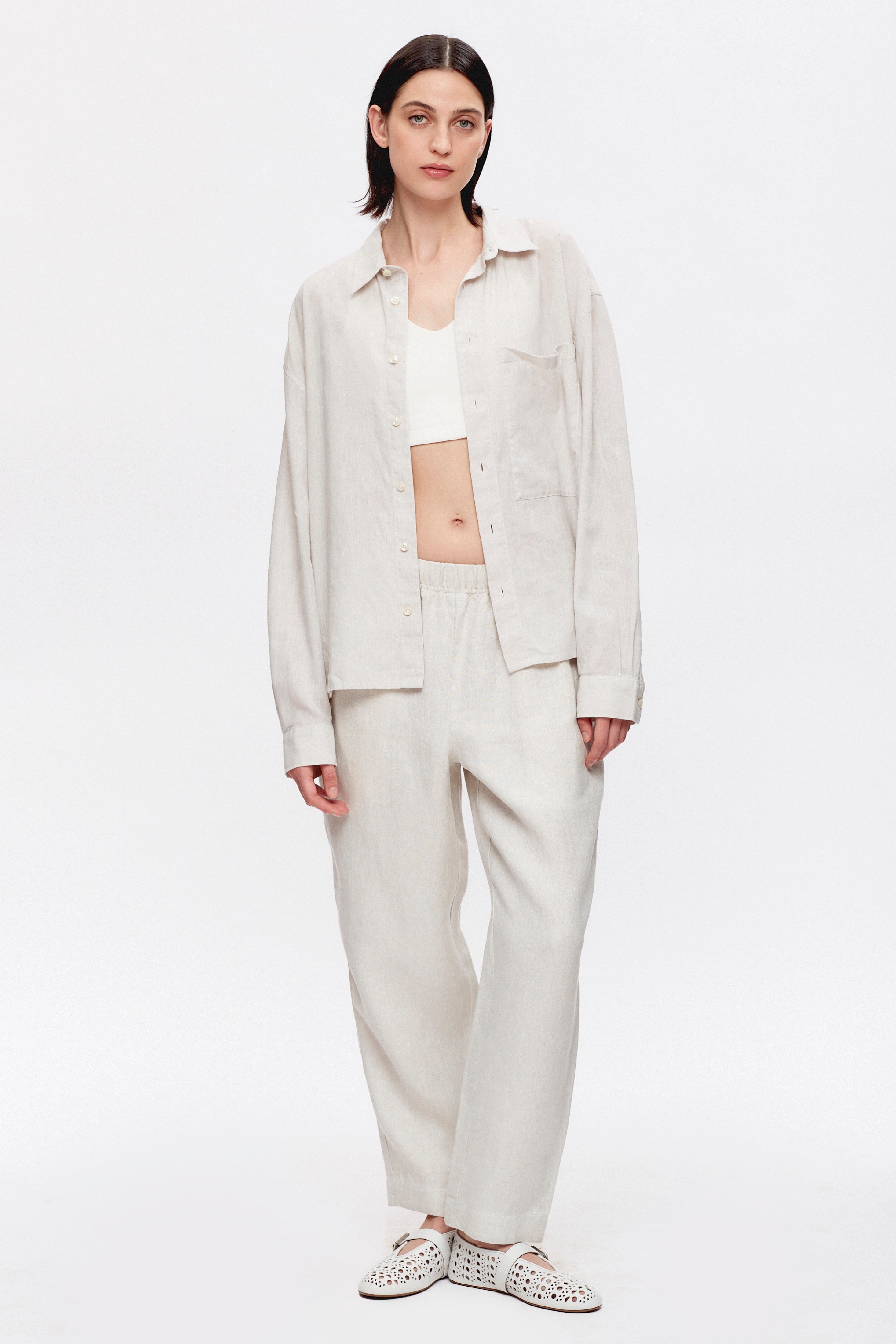 Erin is 5ft 10in, a regular size S and wearing a S.