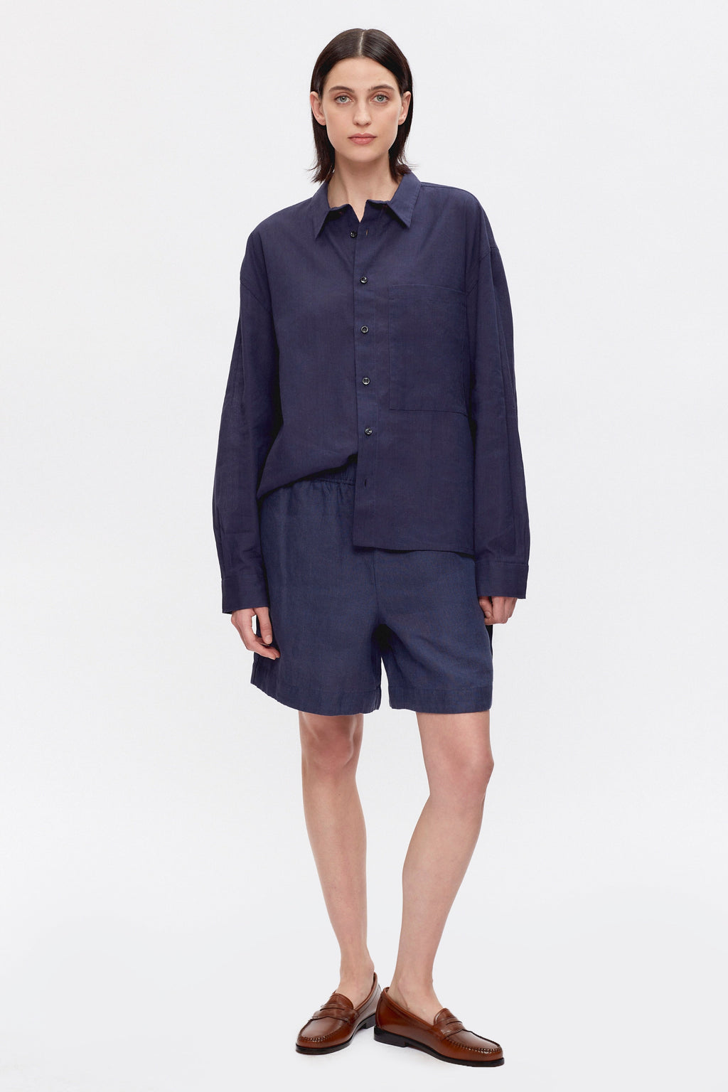 Erin is 5ft 10in, a regular size S and wearing a S.