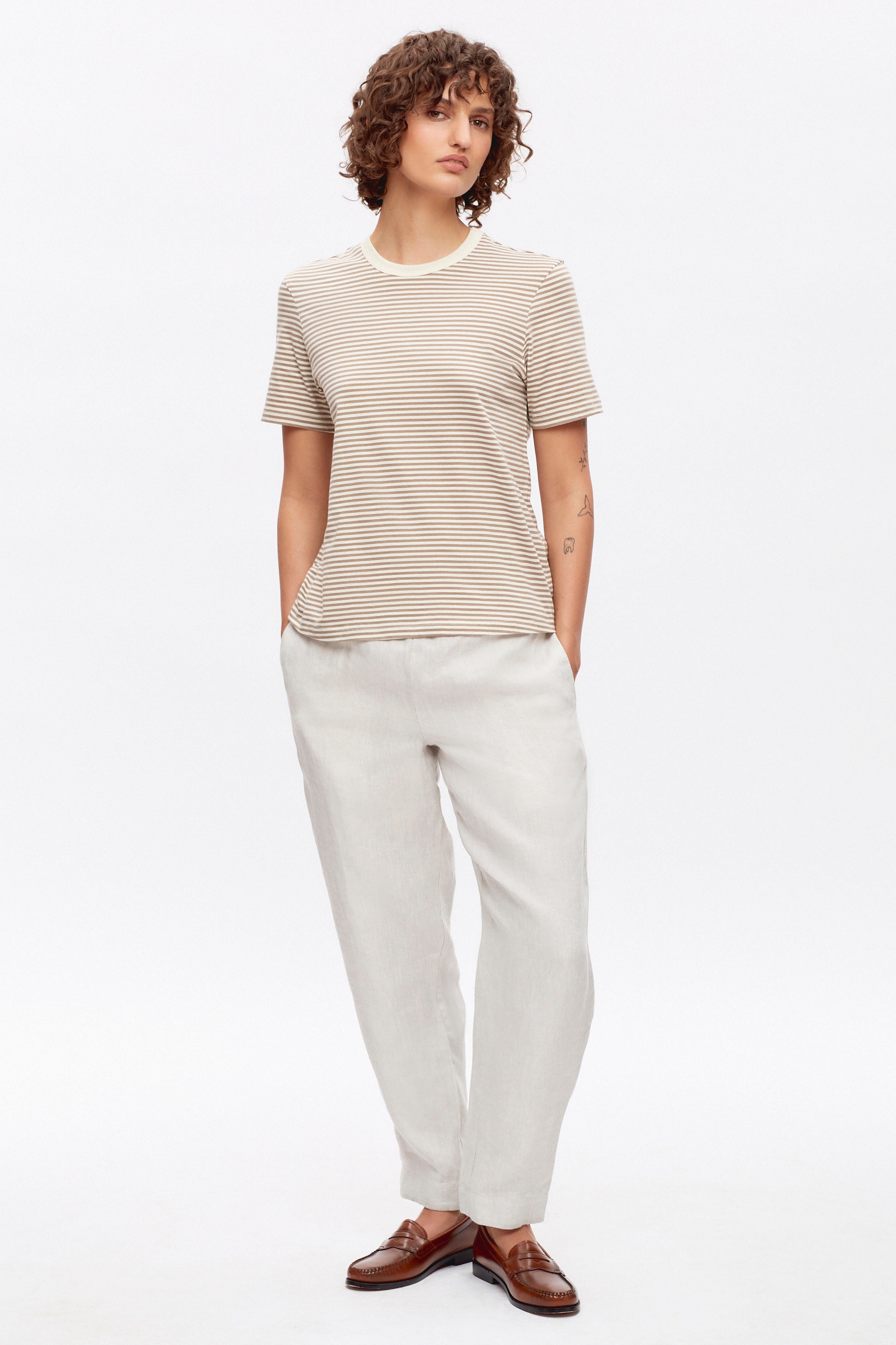 Francis is 5ft 9.5in, a regular size XS and wearing a S.