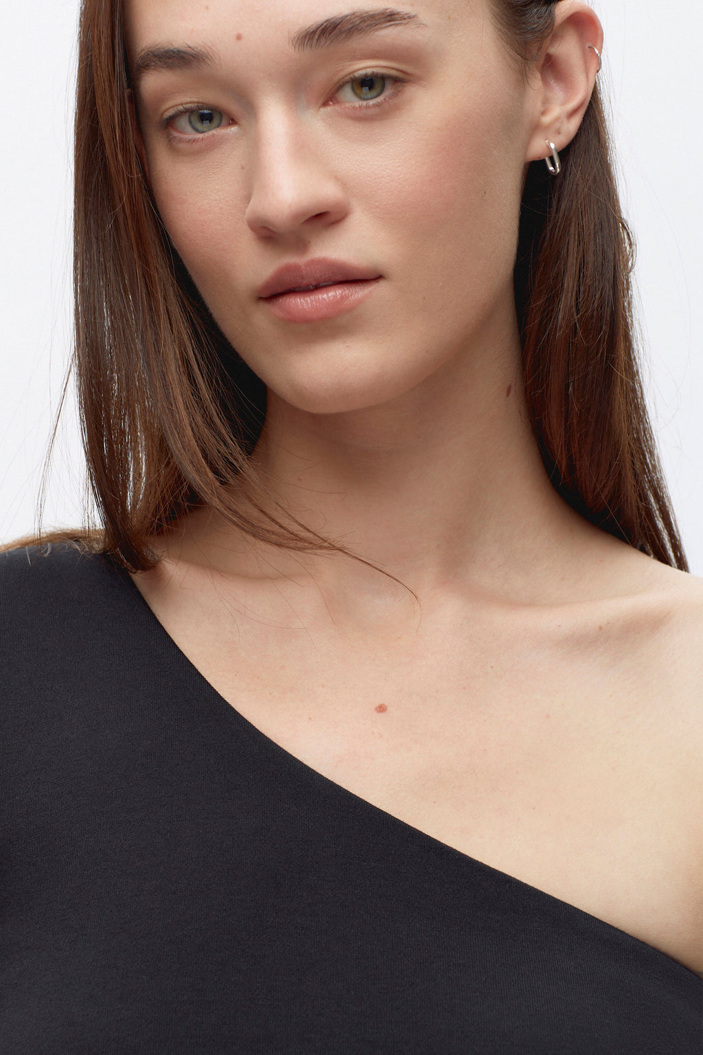 Women's Faten Shirt in Black