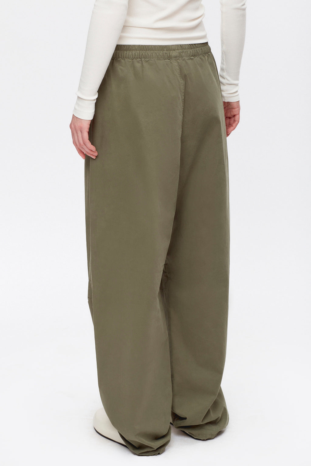 Women's Kingfisher Pant in Dusty Olive