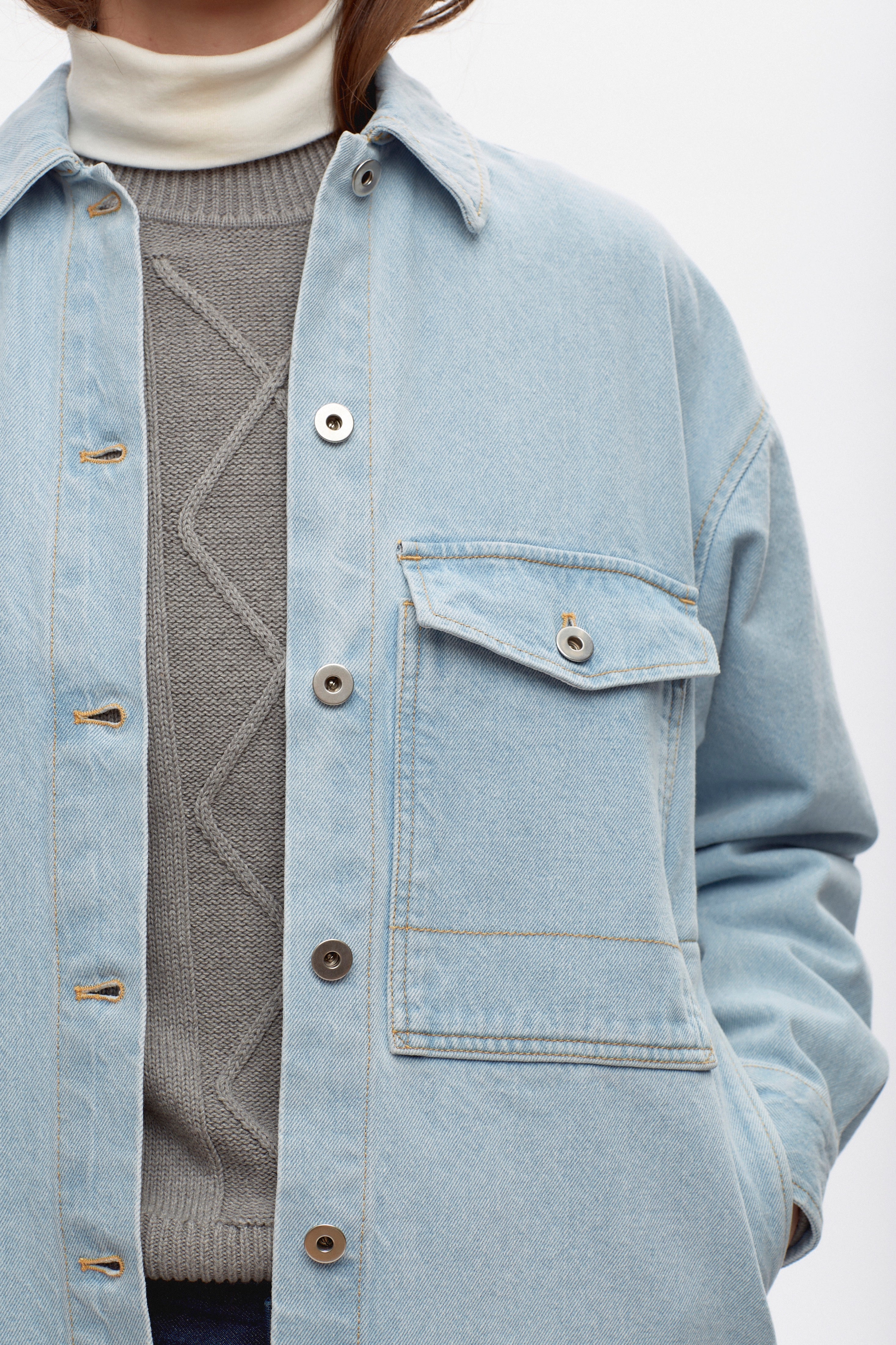 Women's Lido Denim Overshirt in Light Wash
