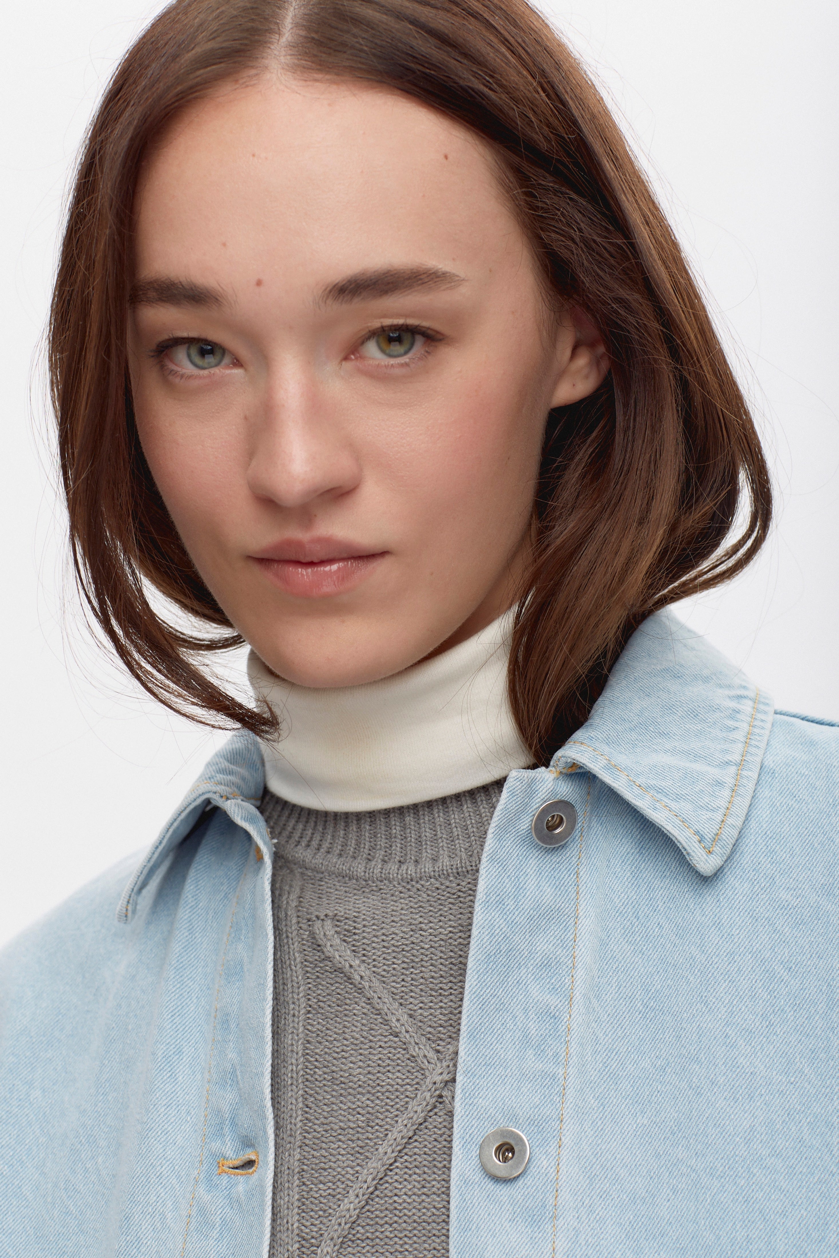 Women's Lido Denim Overshirt in Light Wash