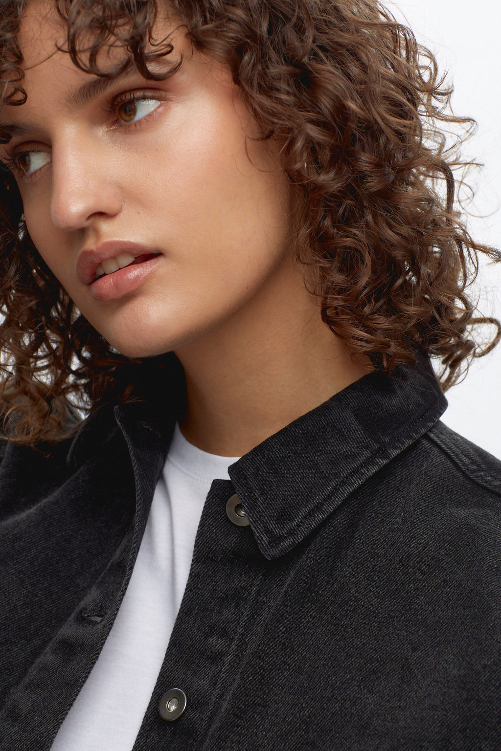 Women's Lido Denim Overshirt in Washed Black