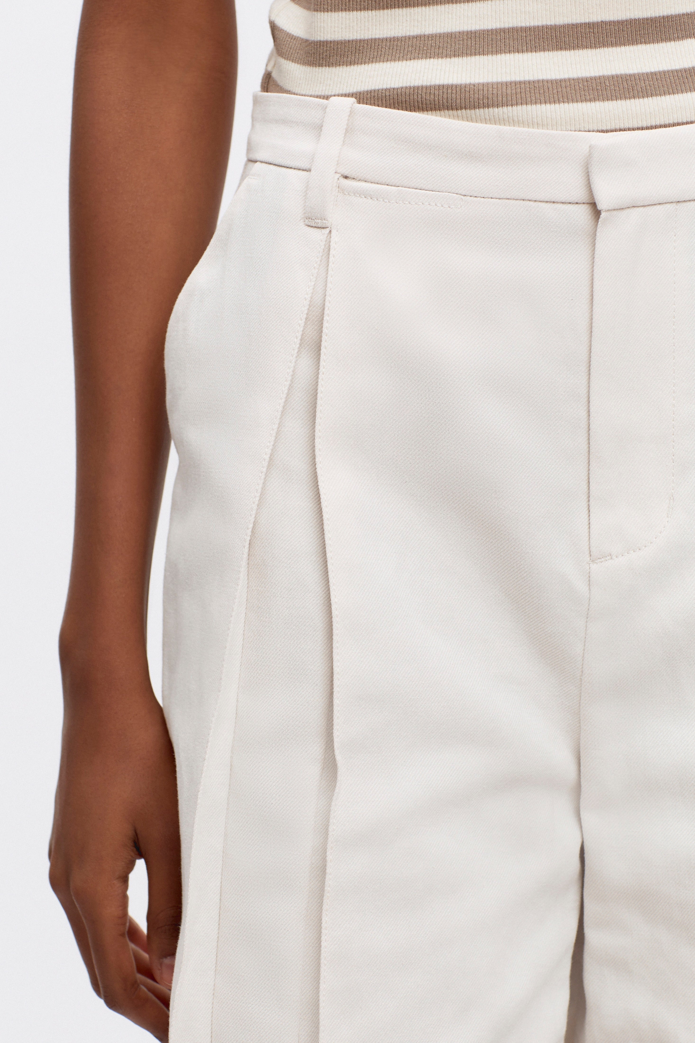 Linen Station Short in Birch