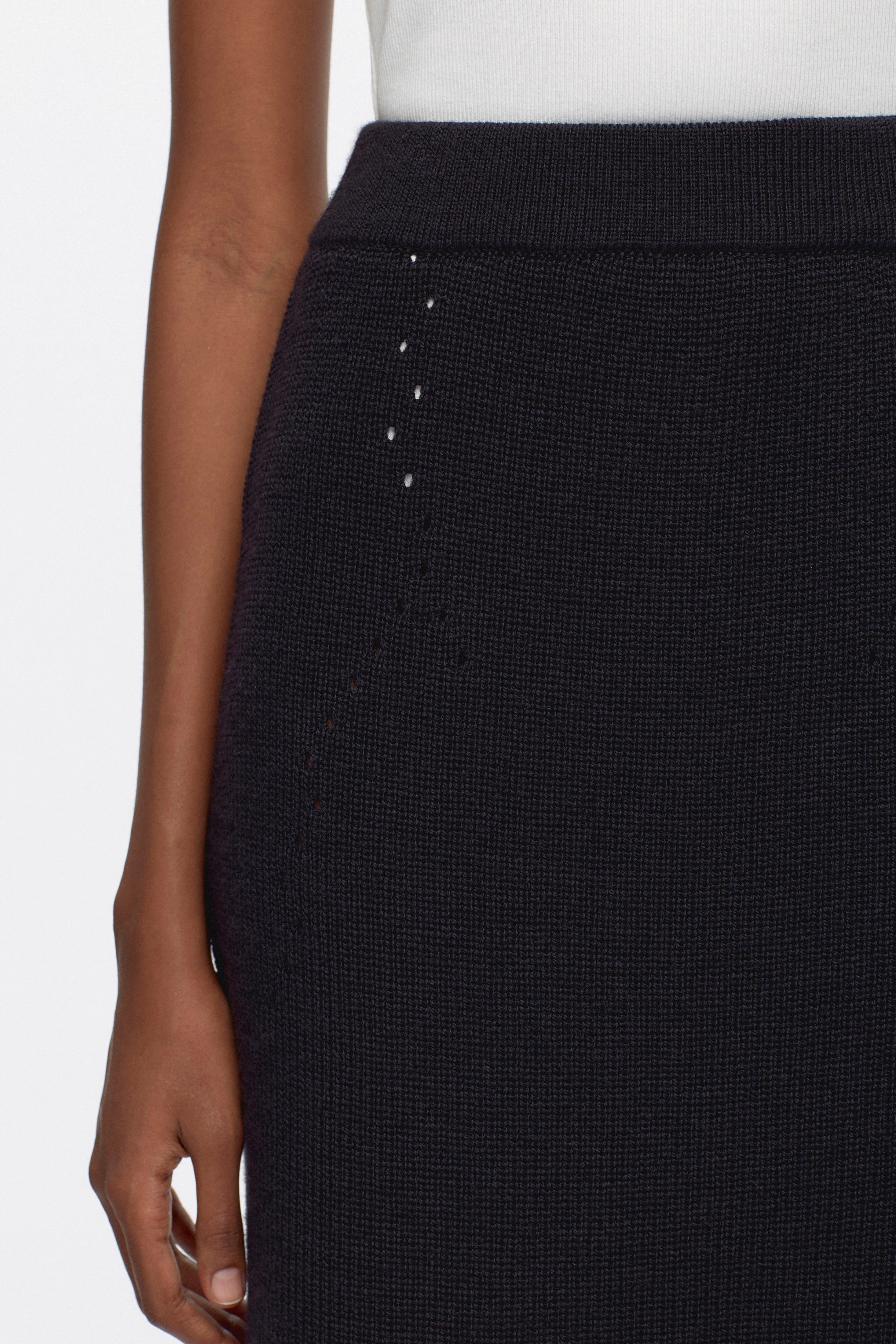 Women's Maadi Skirt in Black