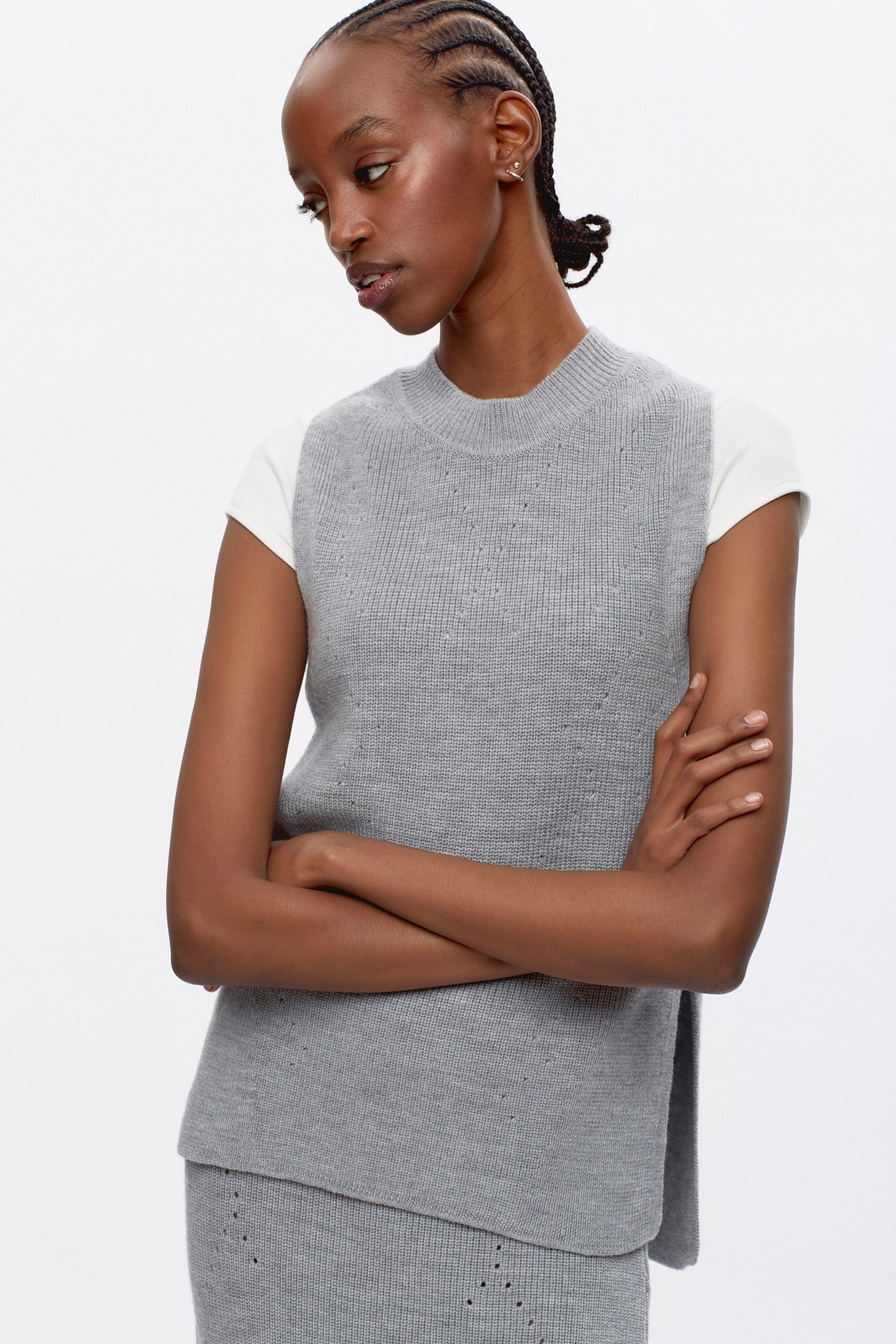 Women's Maadi Vest in Heather Grey
