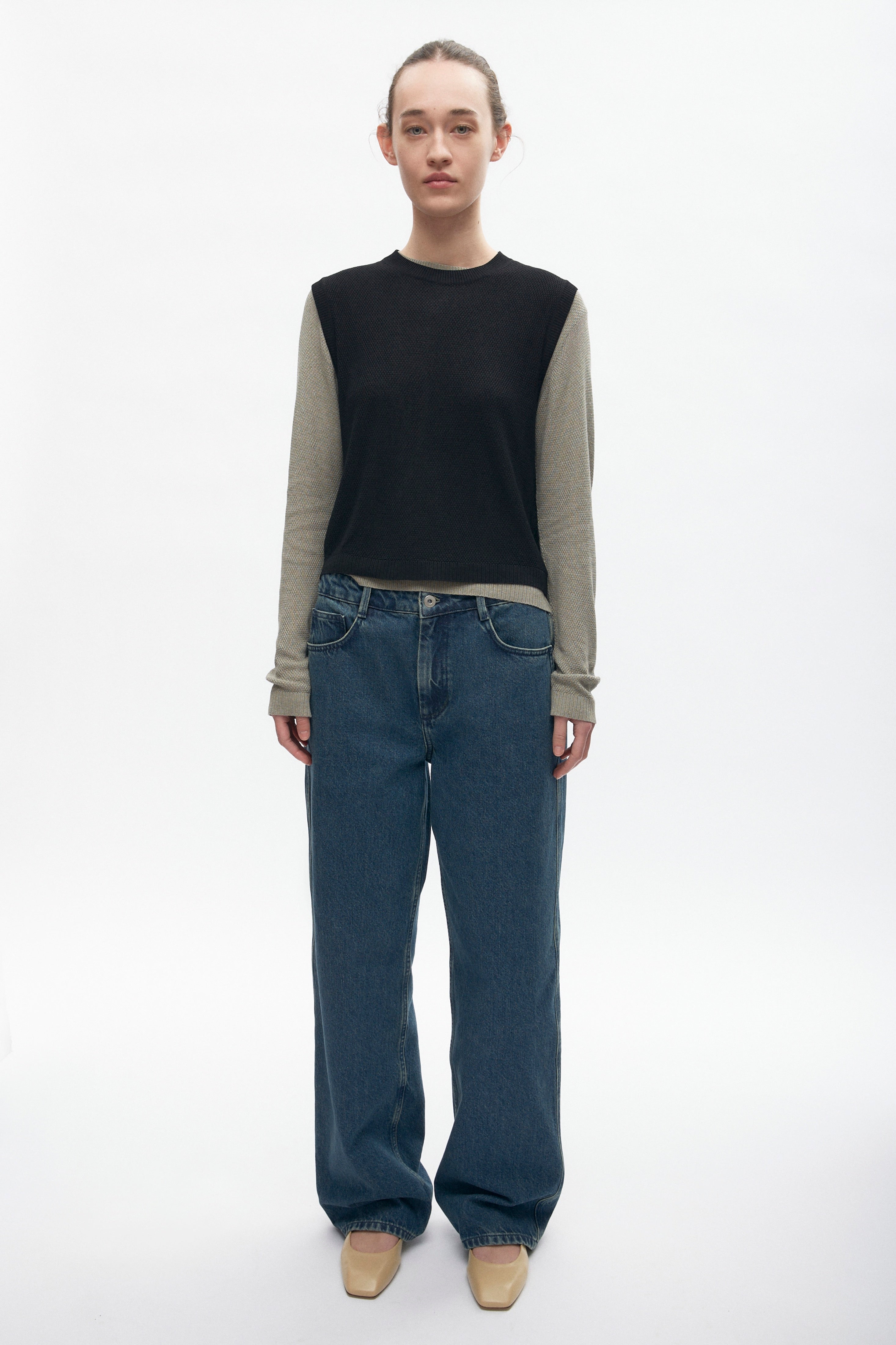 Women's Mesh Sleeveless Tee in Black