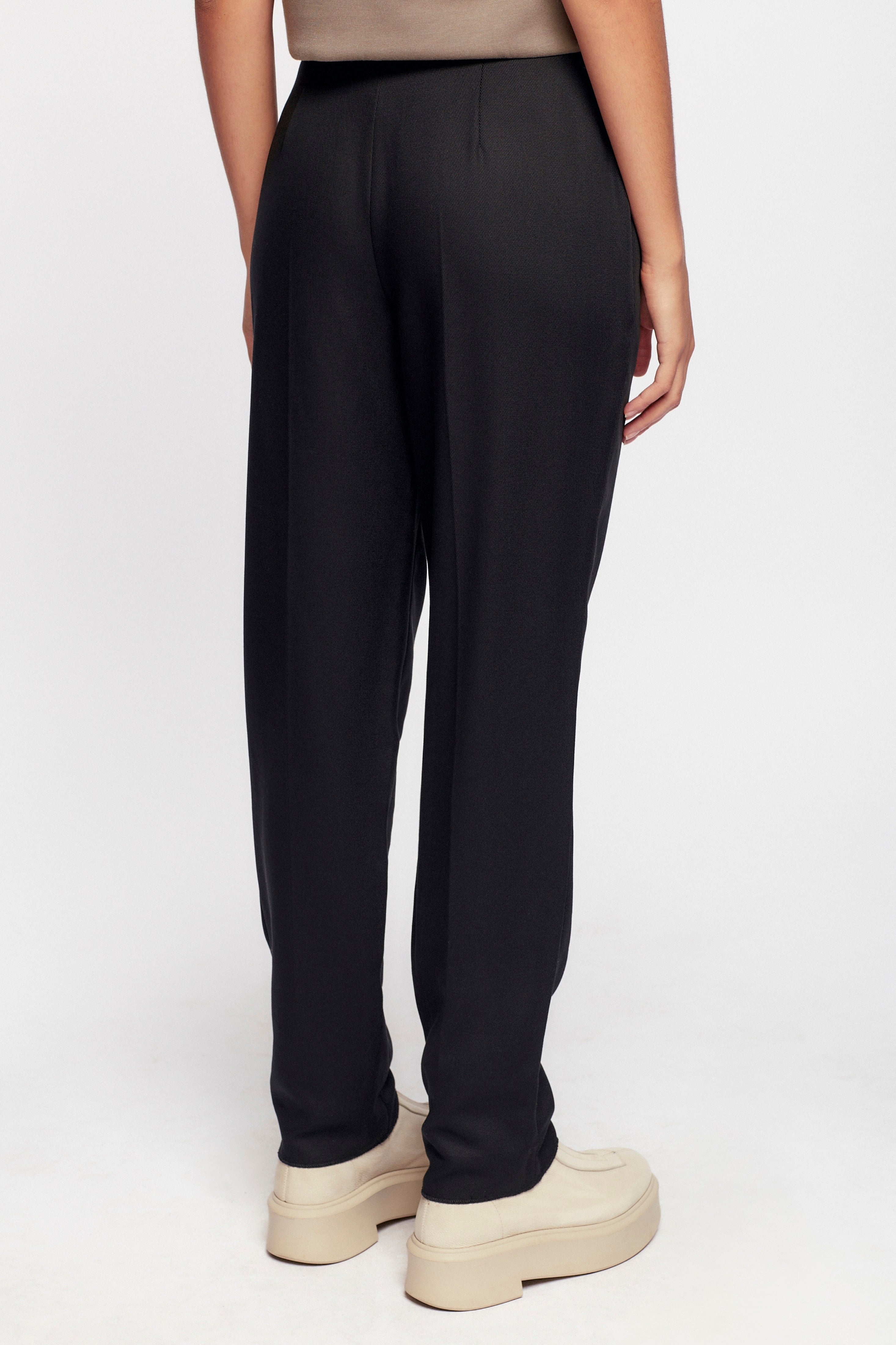 Port Trouser in Black