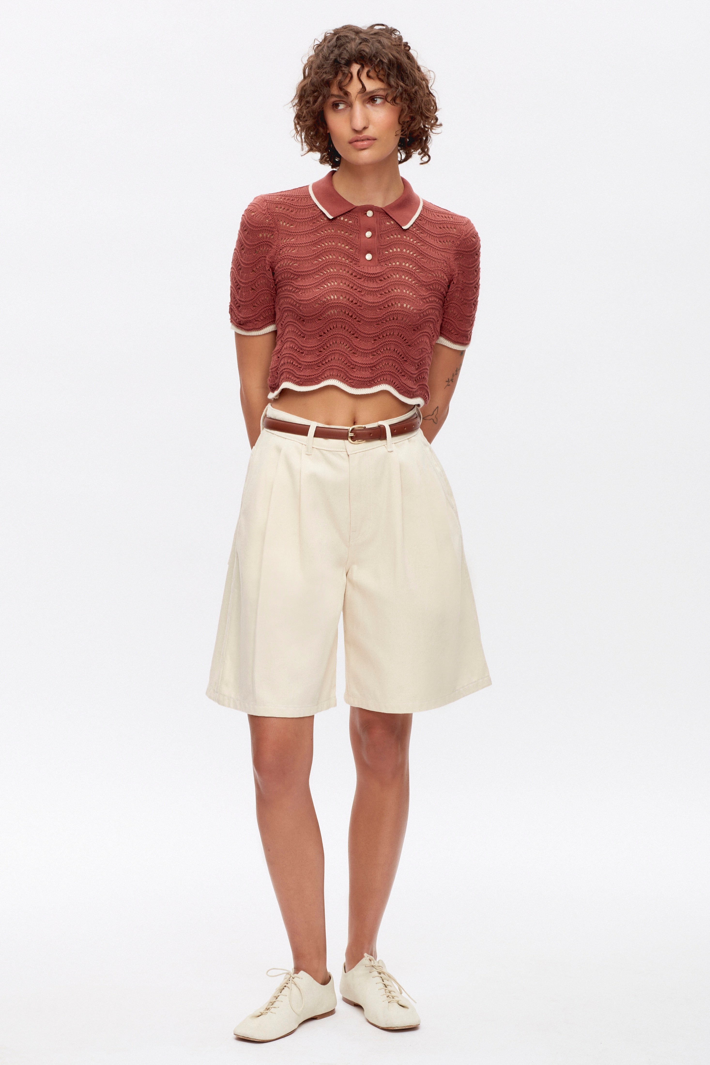 Francis is 5ft 9.5in, a regular size XS and wearing a XS.