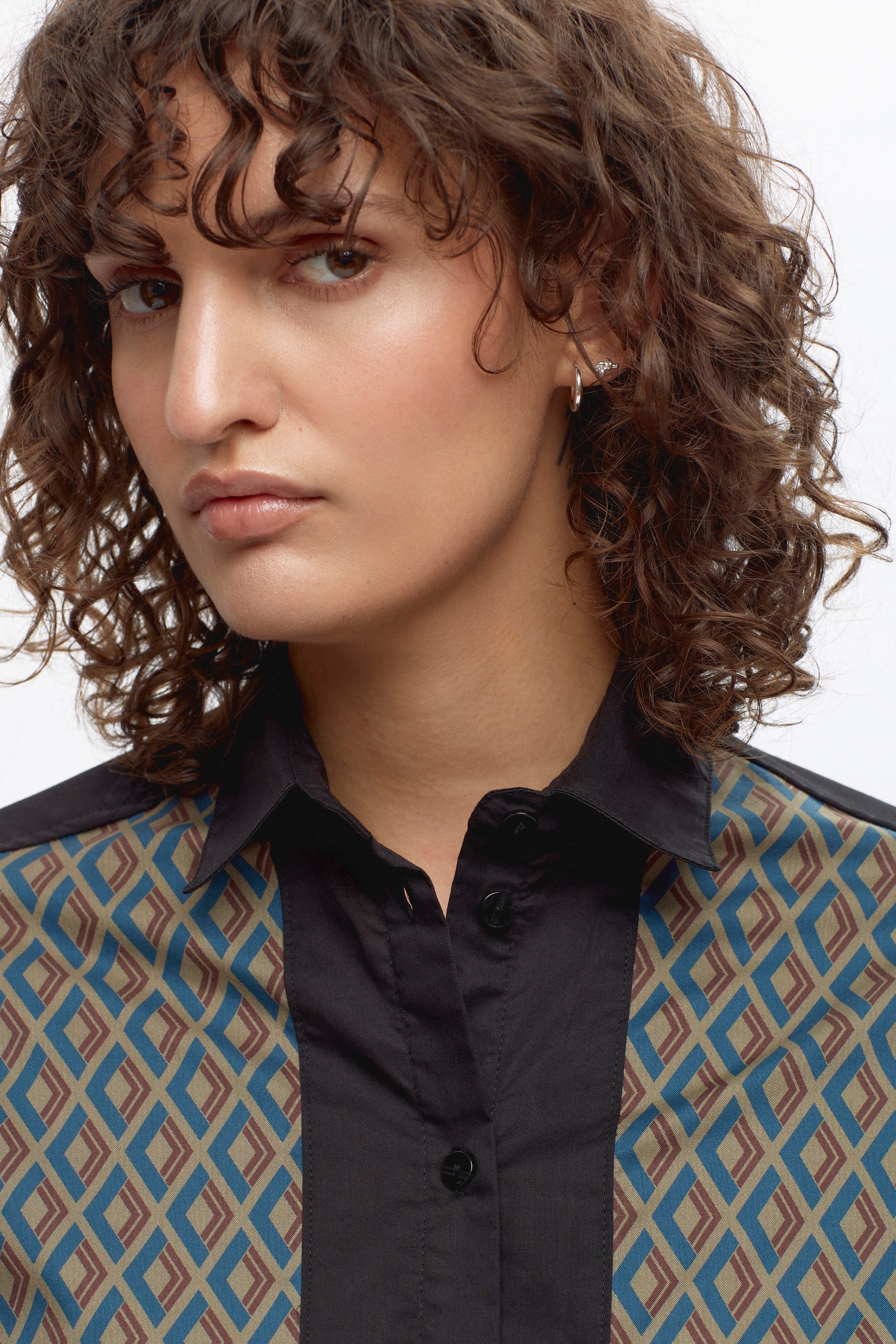 Women's Soad Shirt in AW24-215/Black