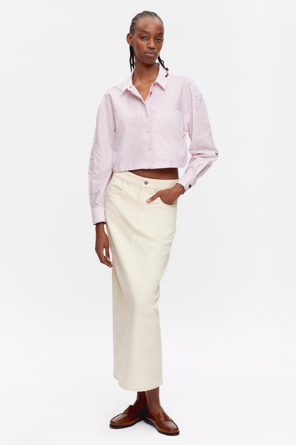 Rembo is 5ft 11in, a regular XS and wearing a XS.