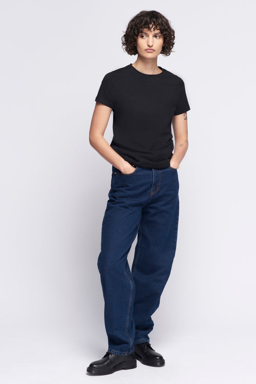 Francis is 5ft 9.5in, a regular size S and wearing a S.