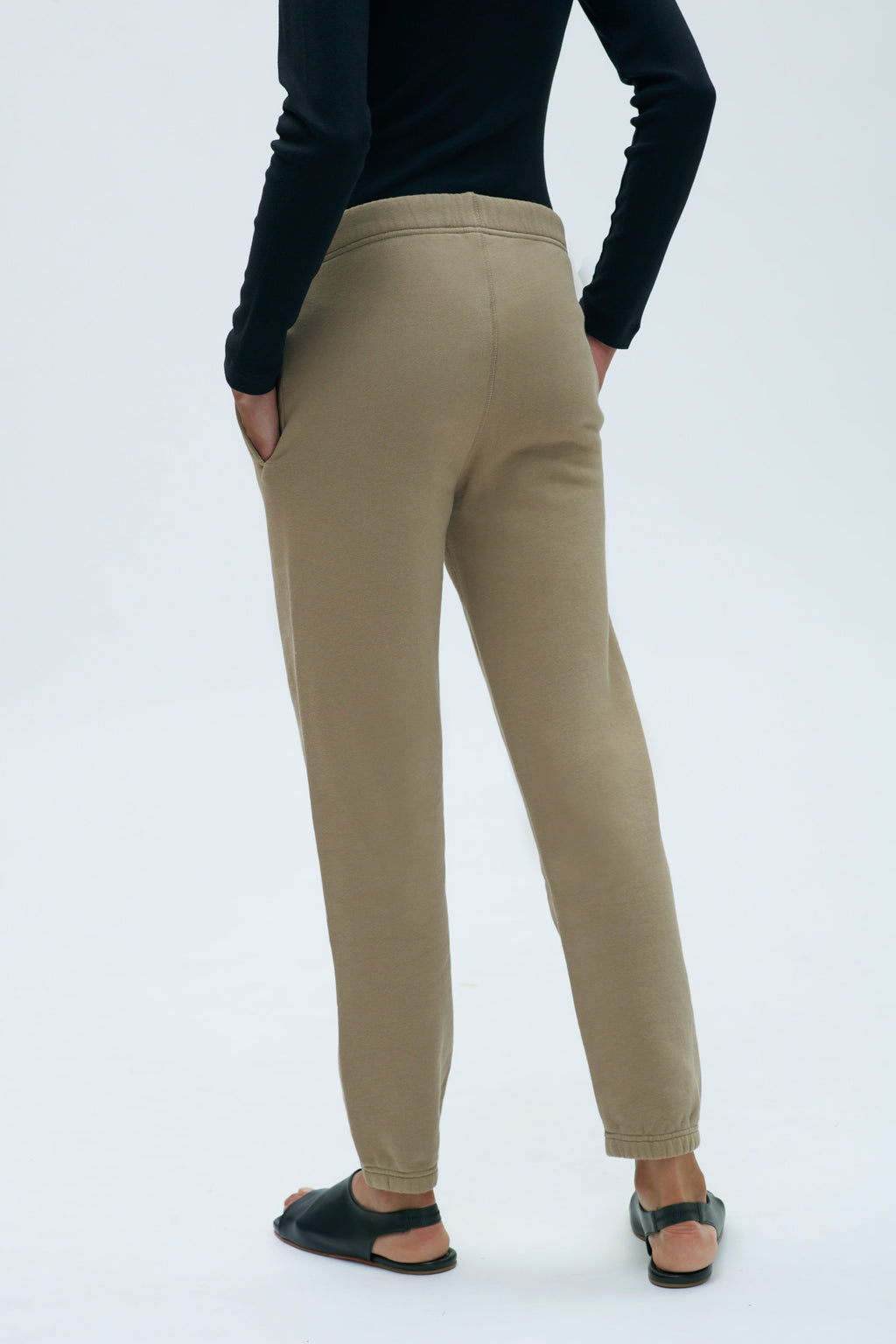 Women's Essential Sweatpant