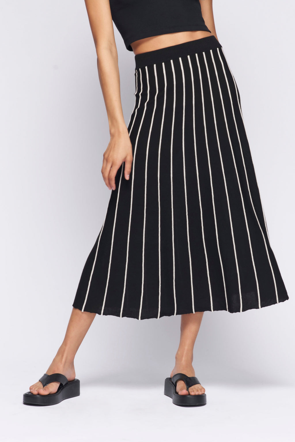 Women's Fine Knit Skirt in Black/Marshmallow